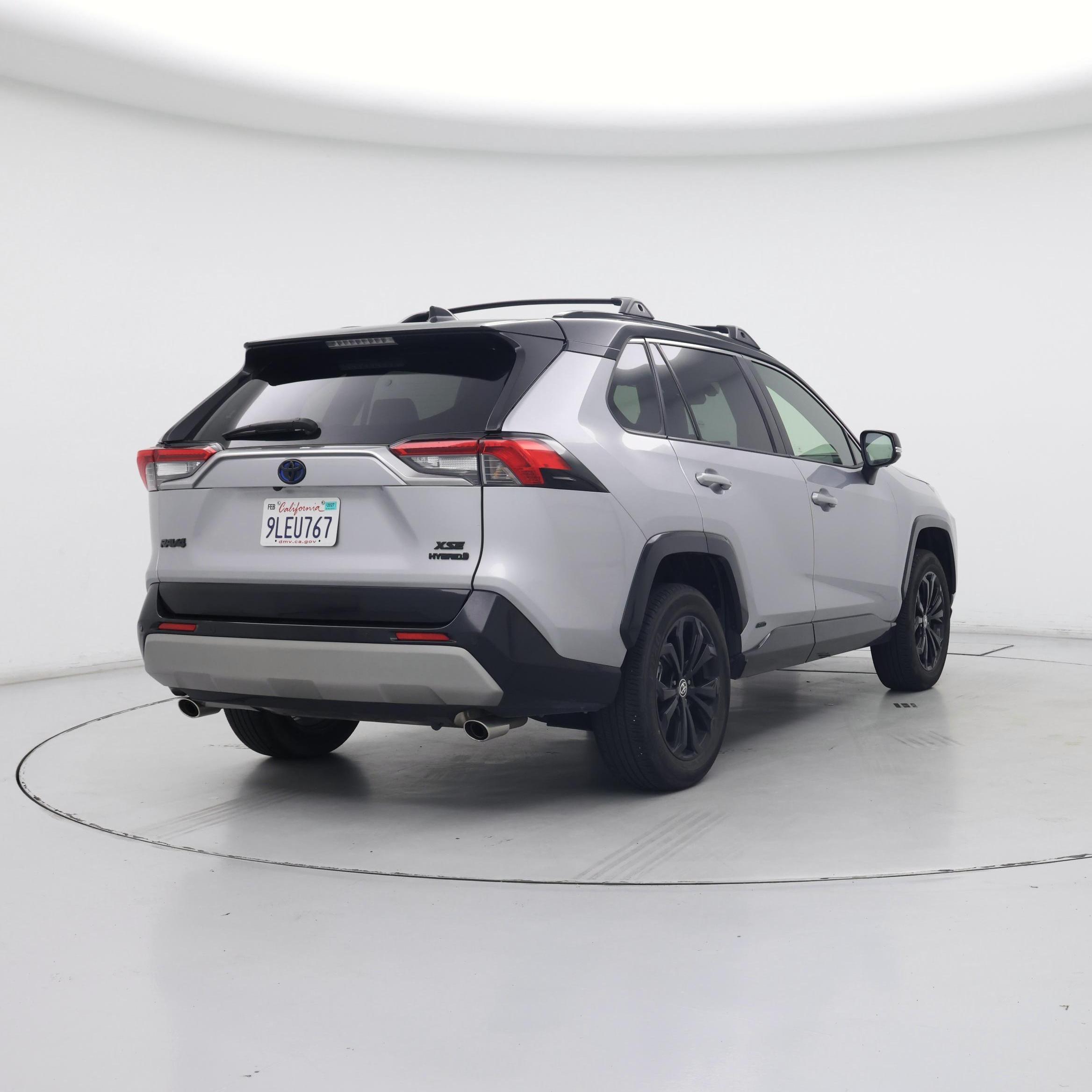 Thumbnail: 2024 Toyota RAV4 - 8