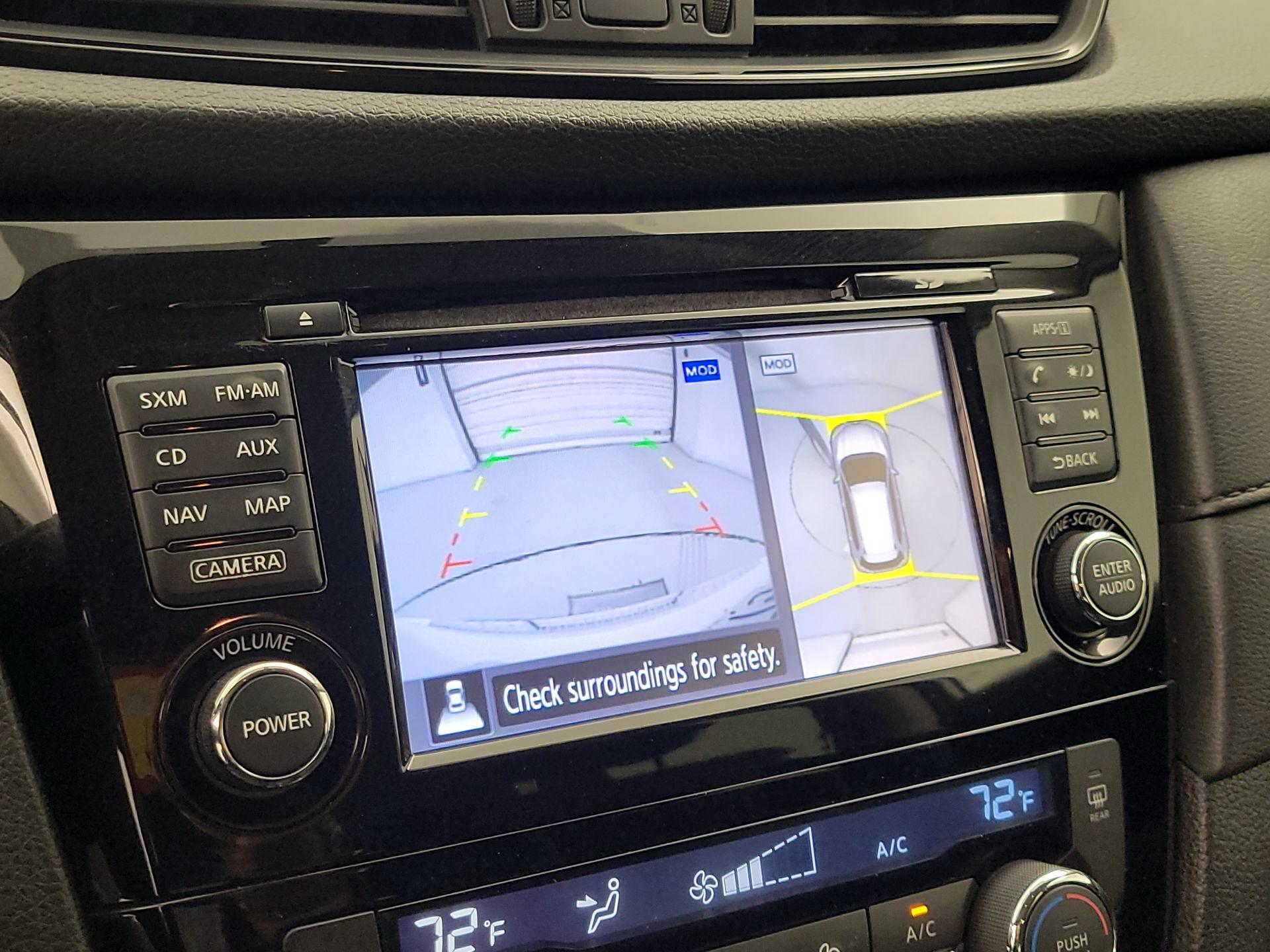 Thumbnail: 2017 Nissan Rogue - 15