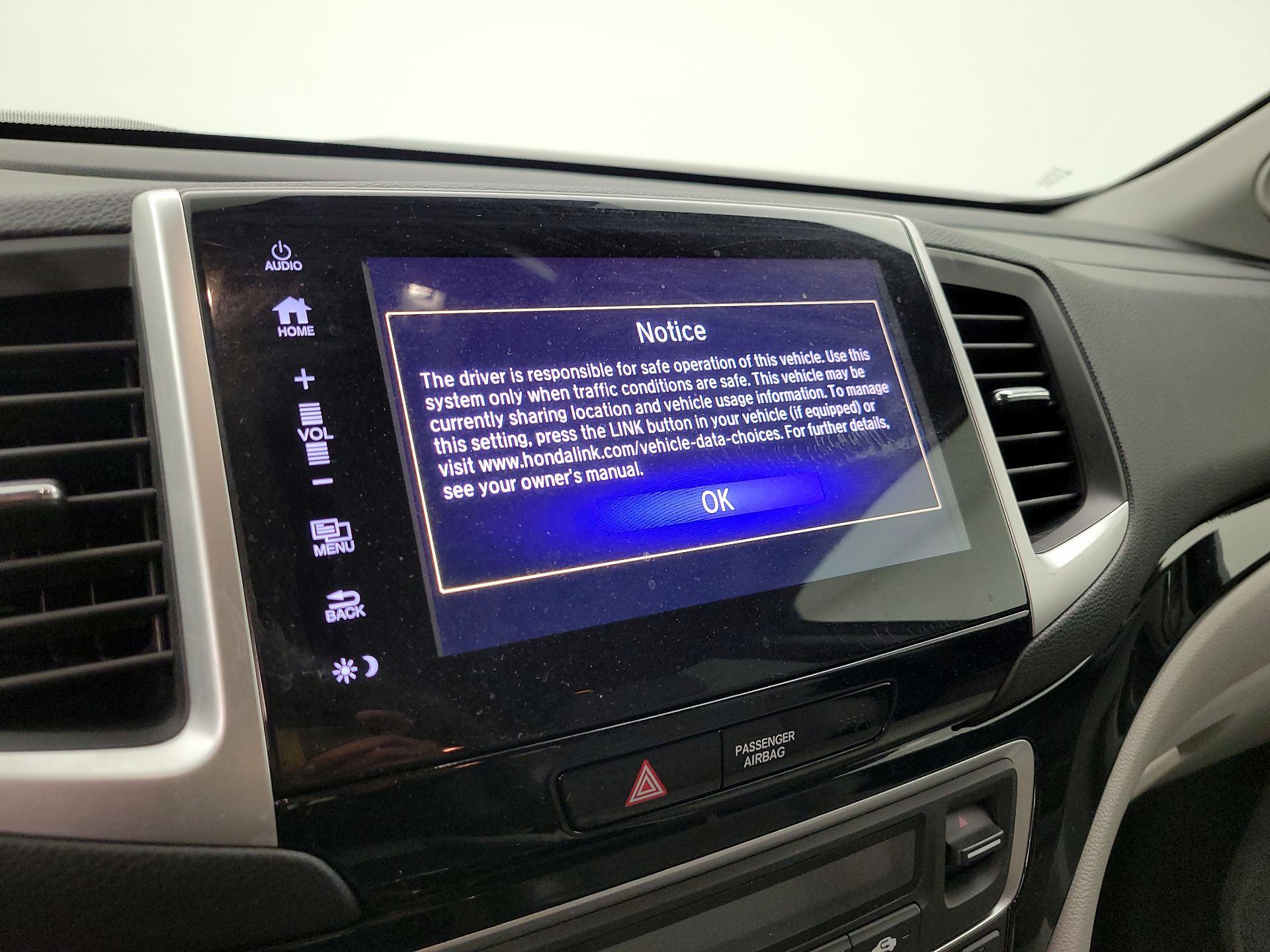 Thumbnail: 2018 Honda Pilot - 13