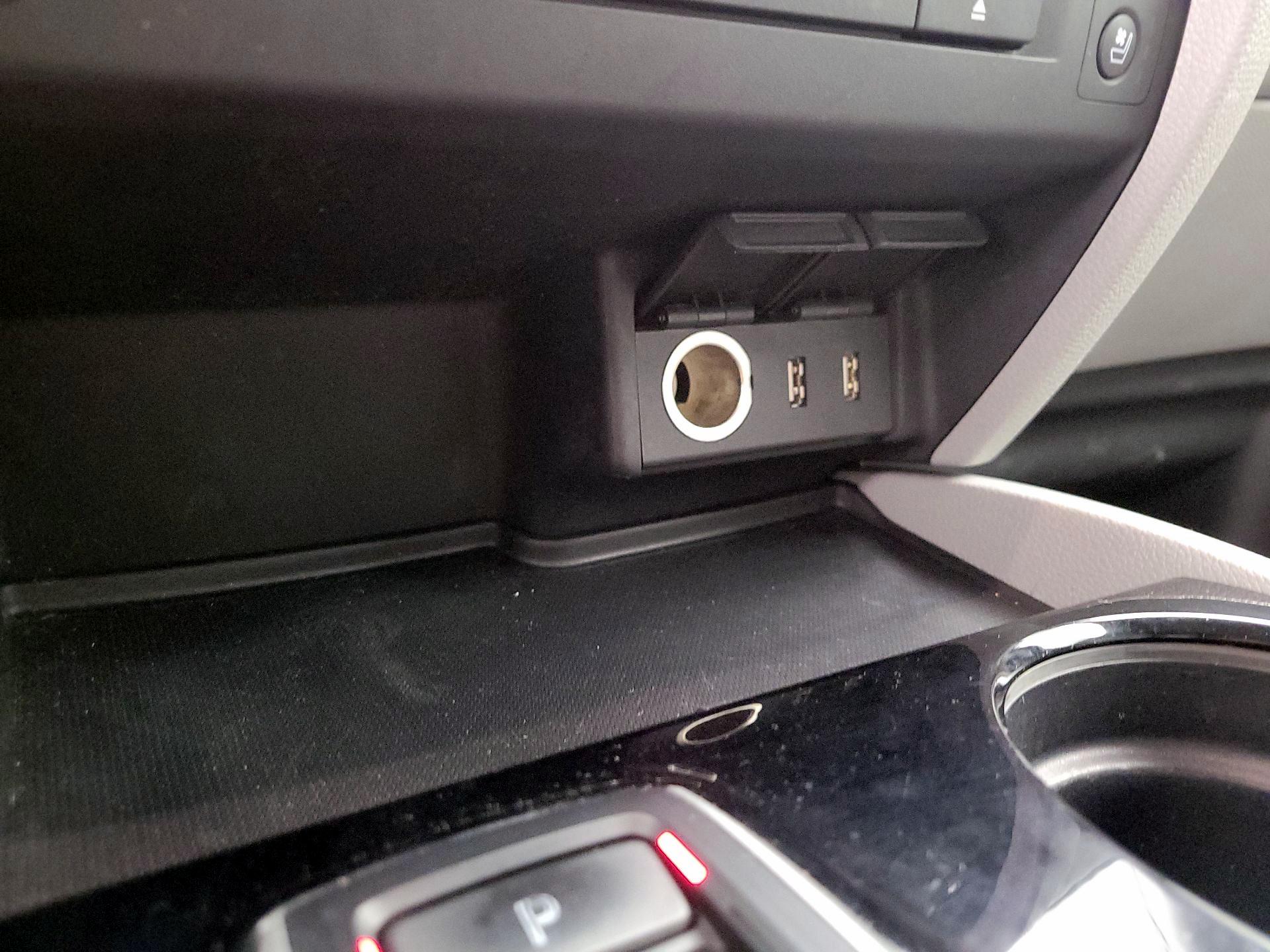 Thumbnail: 2018 Honda Pilot - 16