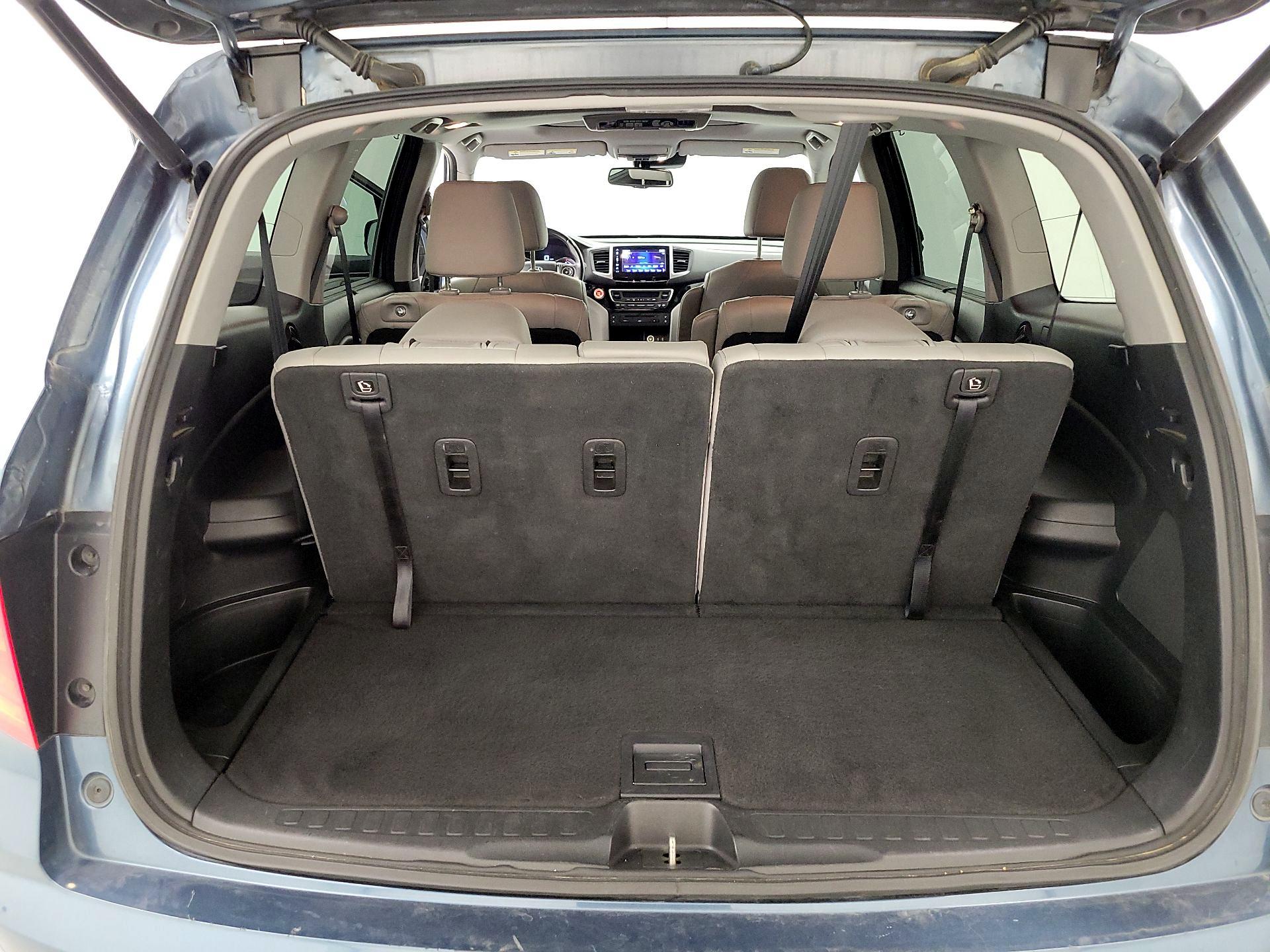 Thumbnail: 2018 Honda Pilot - 20