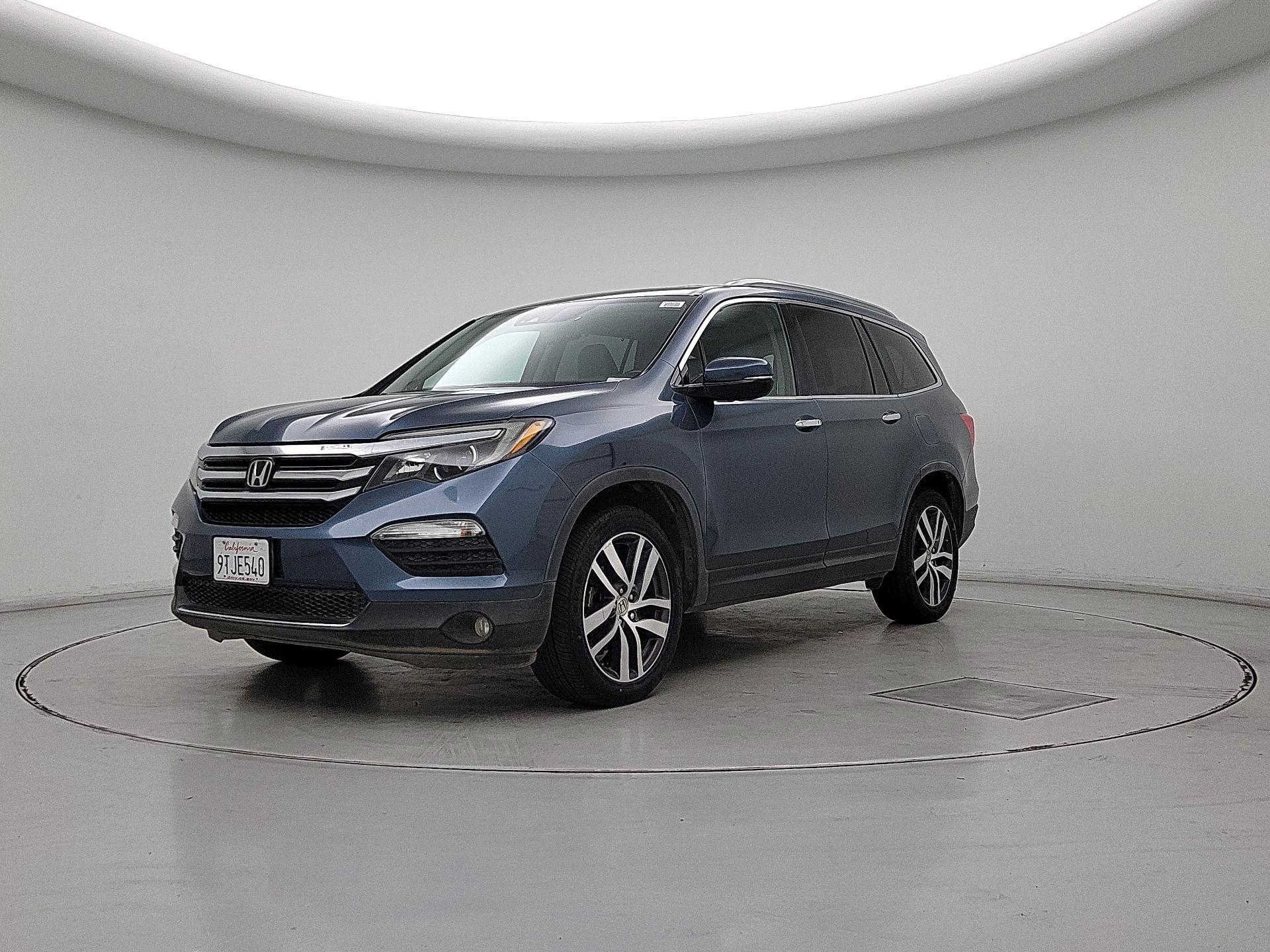 Thumbnail: 2018 Honda Pilot - 3