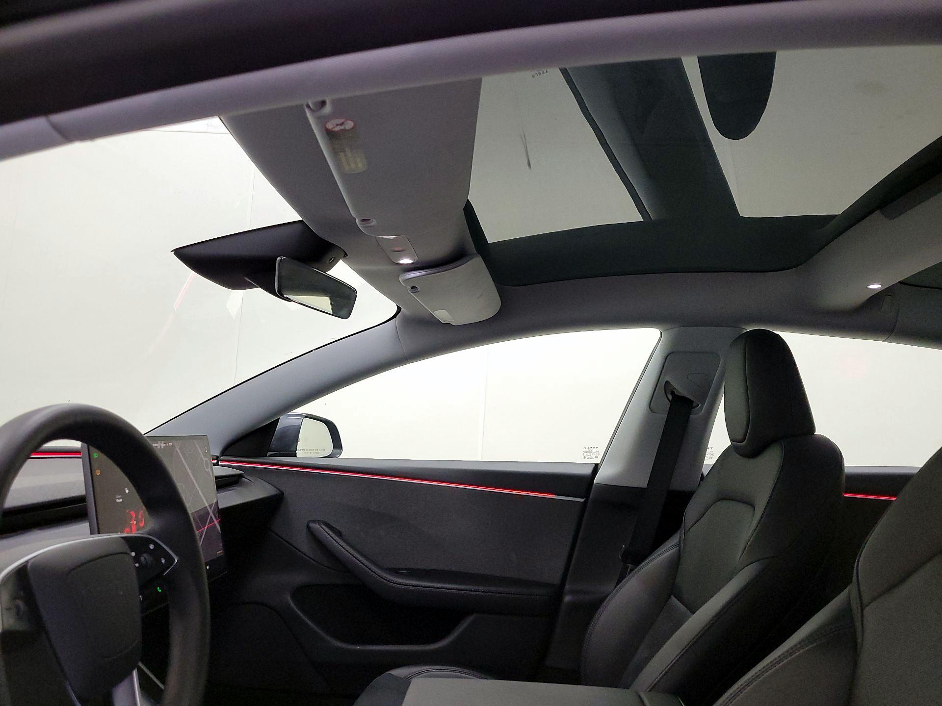 Thumbnail: 2025 Tesla Model 3 - 19