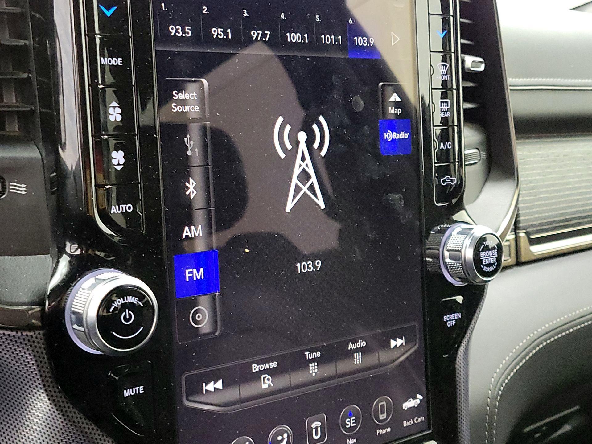 Thumbnail: 2019 RAM 1500 - 16