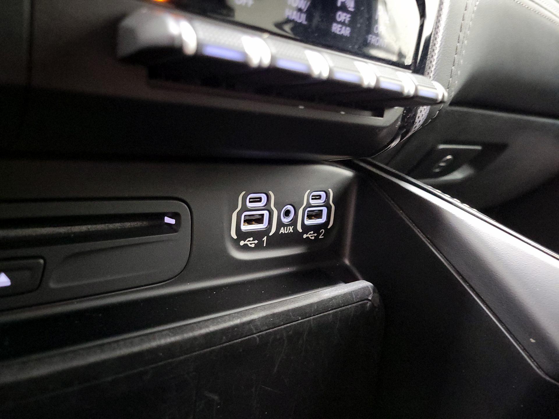 Thumbnail: 2019 RAM 1500 - 19