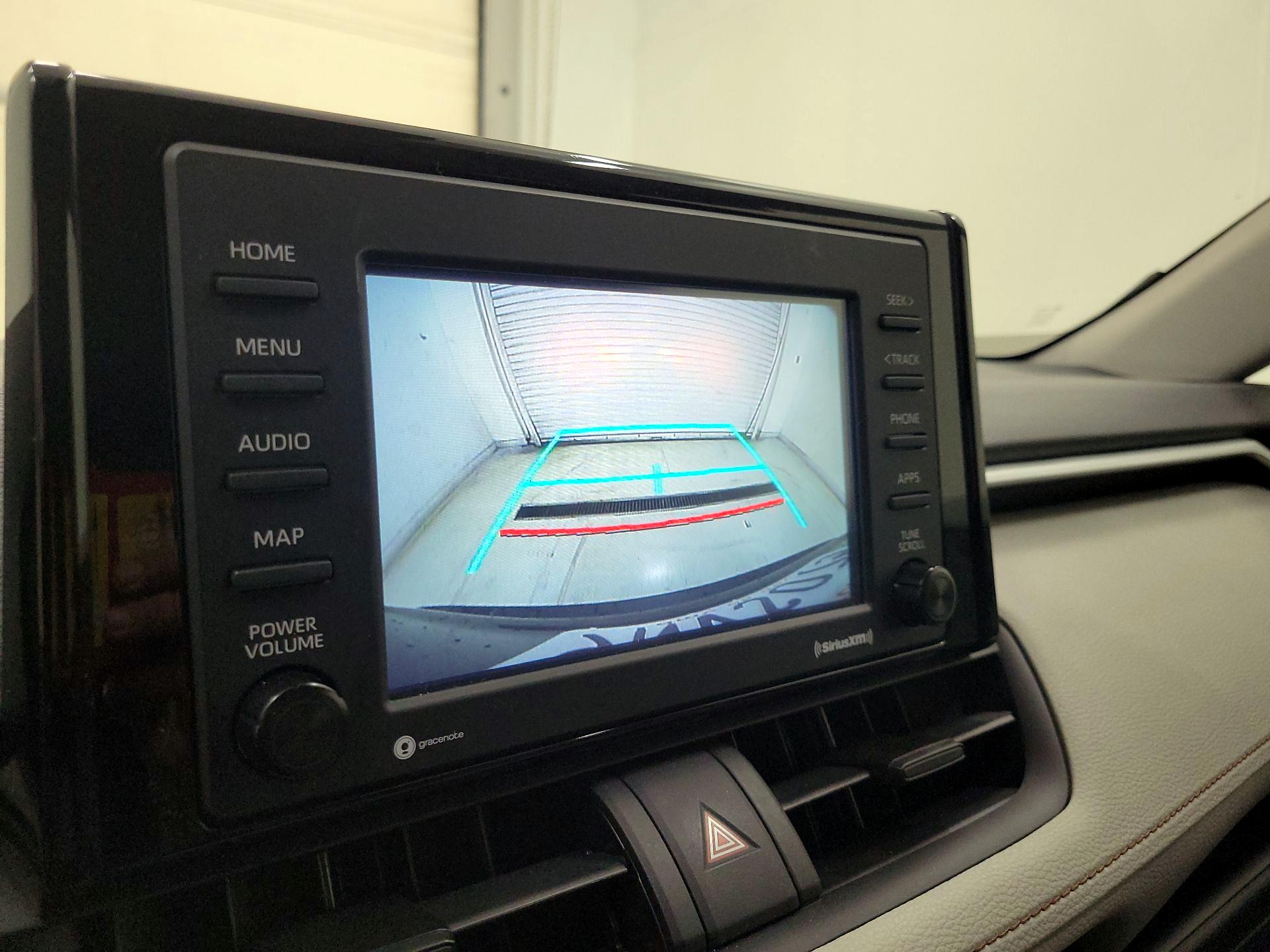 Thumbnail: 2021 Toyota RAV4 - 14