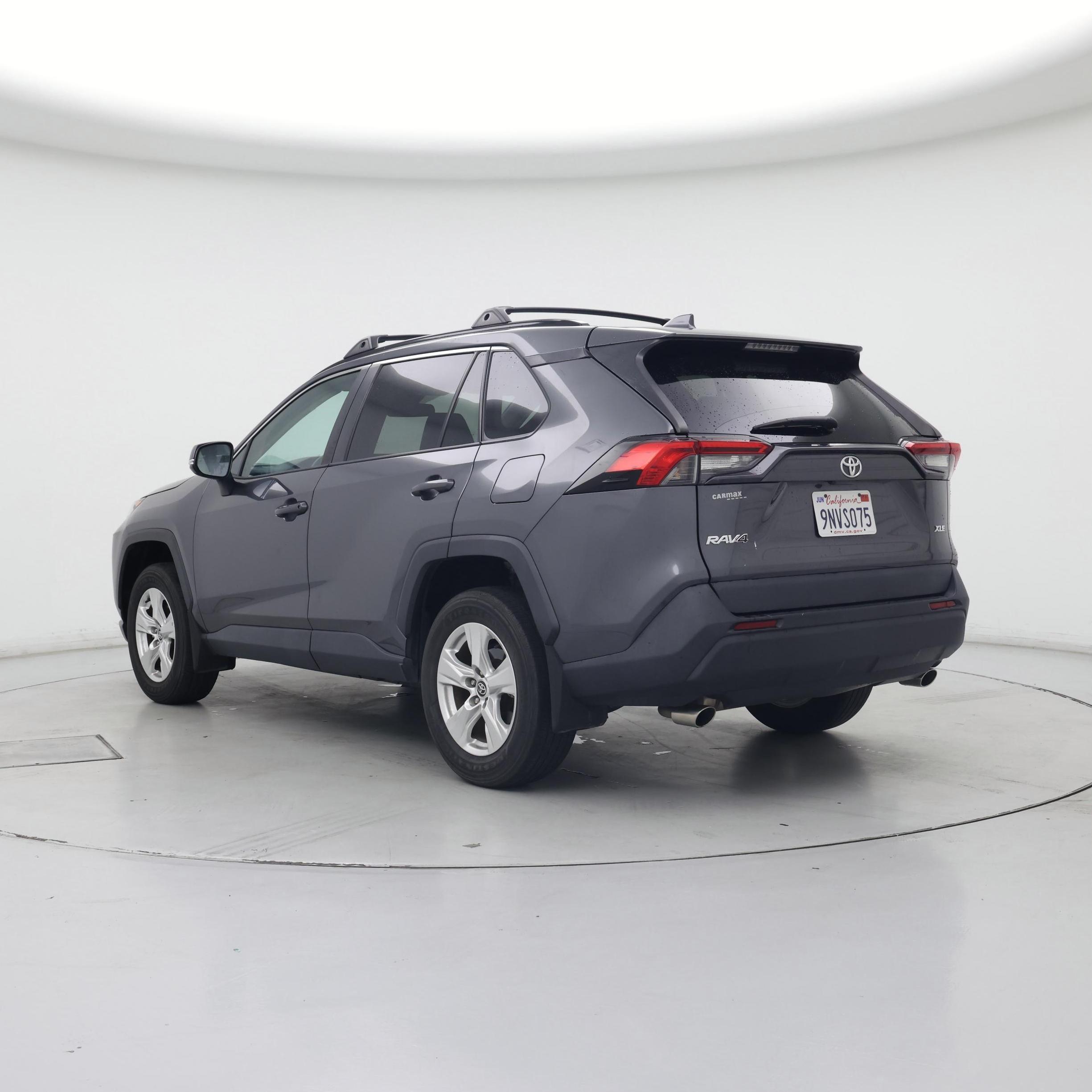 Thumbnail: 2021 Toyota RAV4 - 2