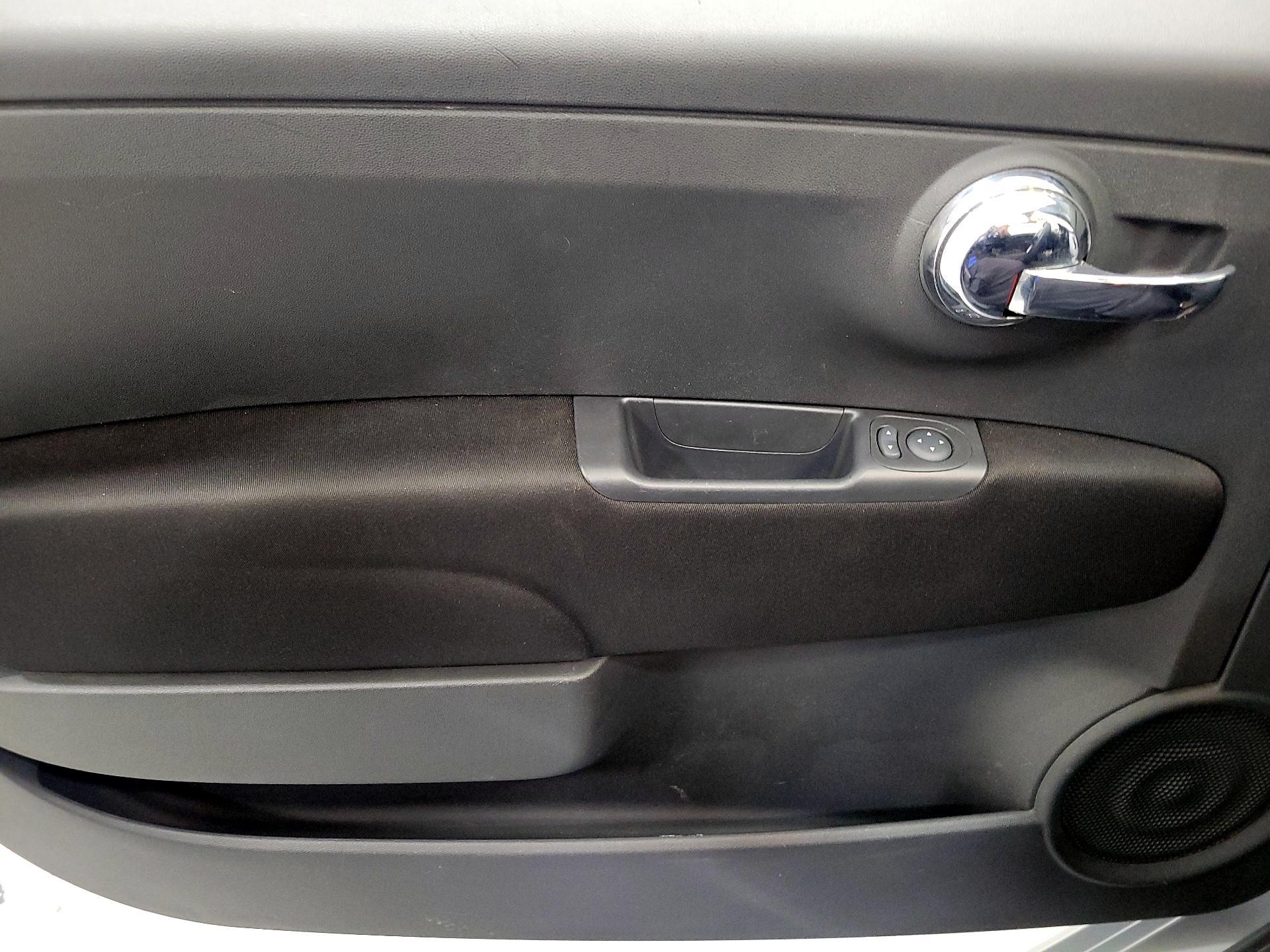 Thumbnail: 2017 Fiat 500 - 12