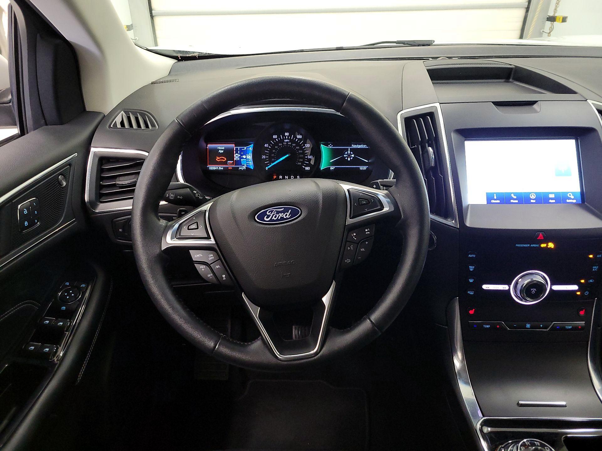 Thumbnail: 2020 Ford Edge - 10