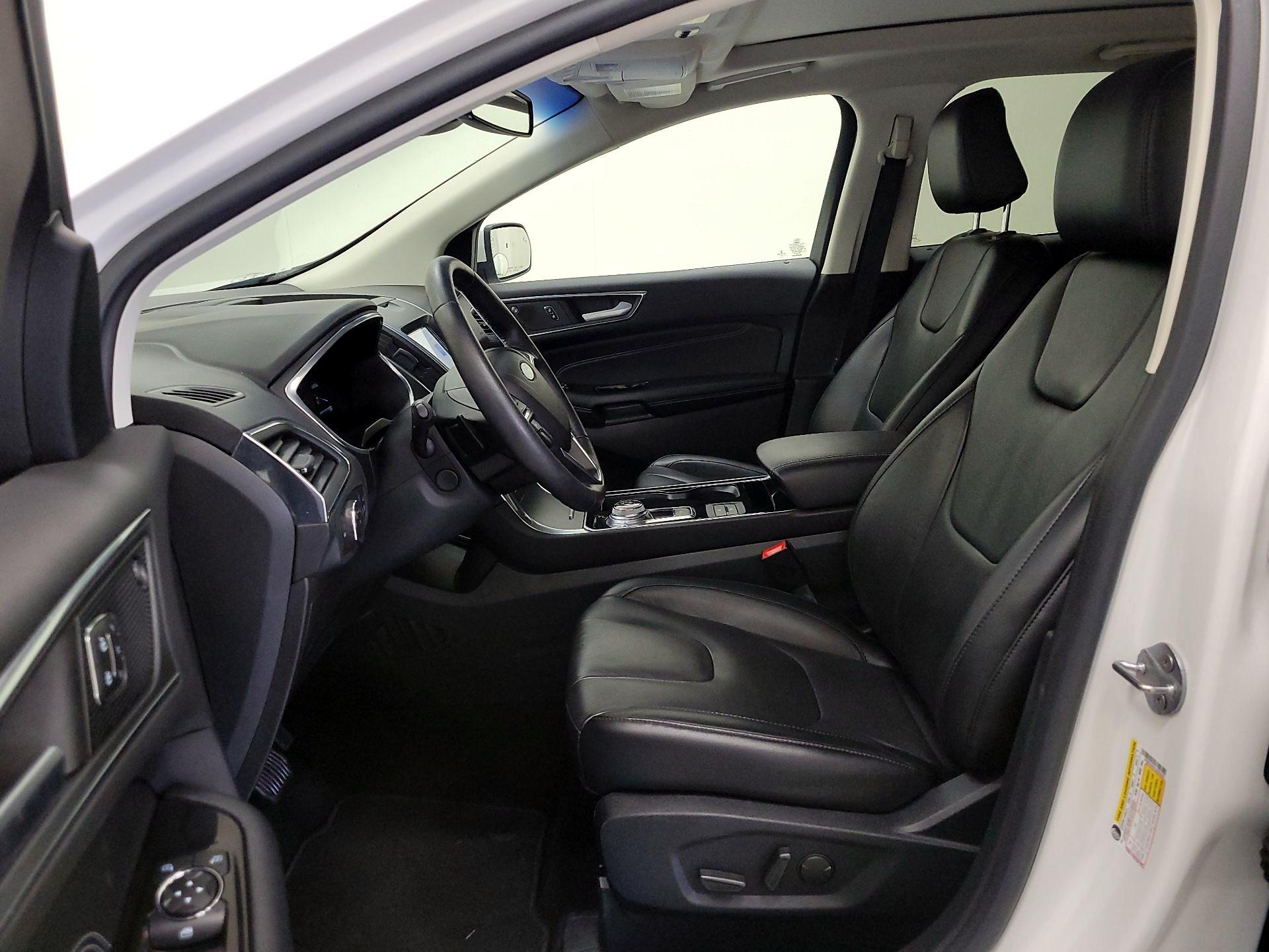 Thumbnail: 2020 Ford Edge - 11