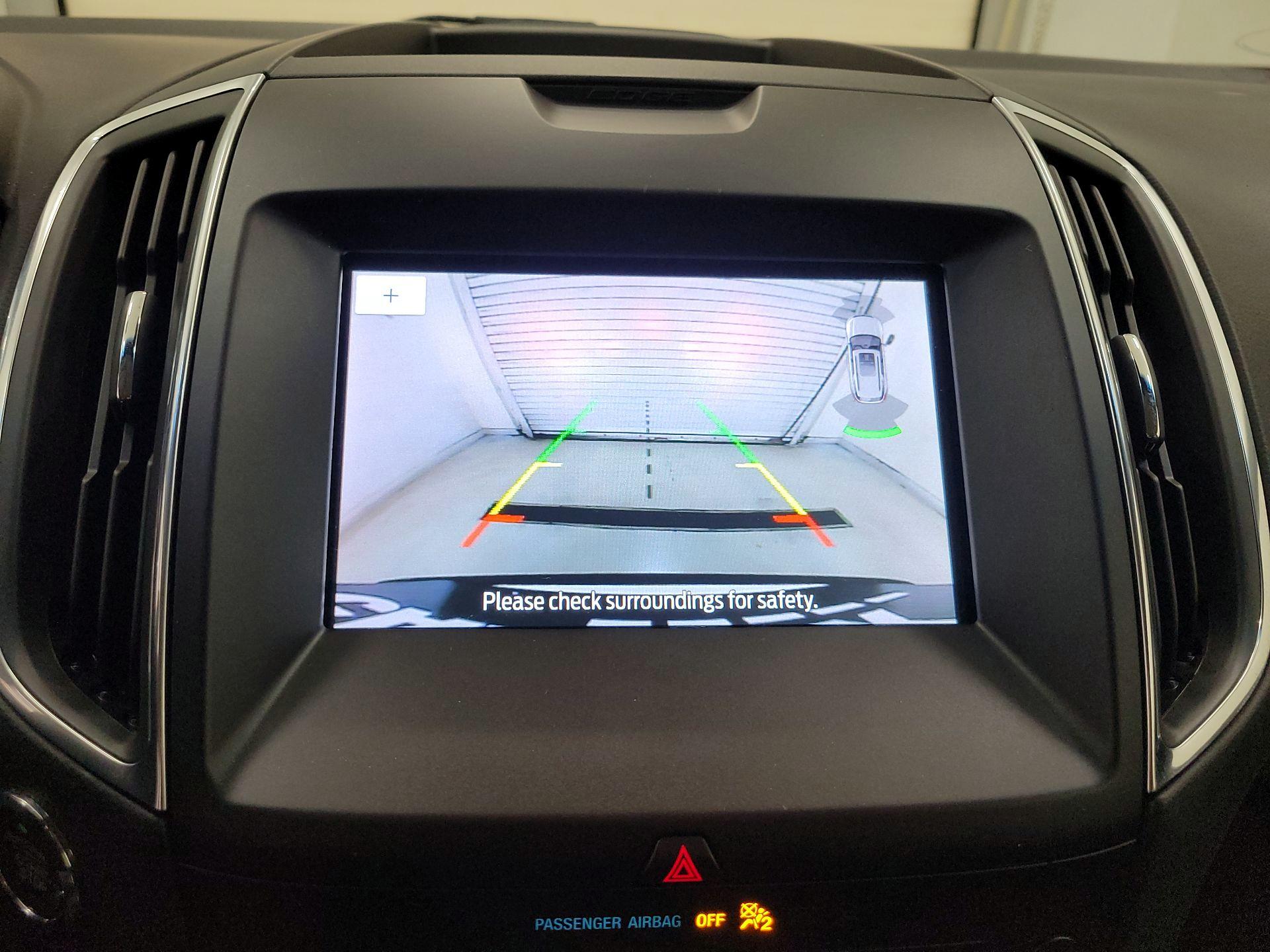 Thumbnail: 2020 Ford Edge - 14