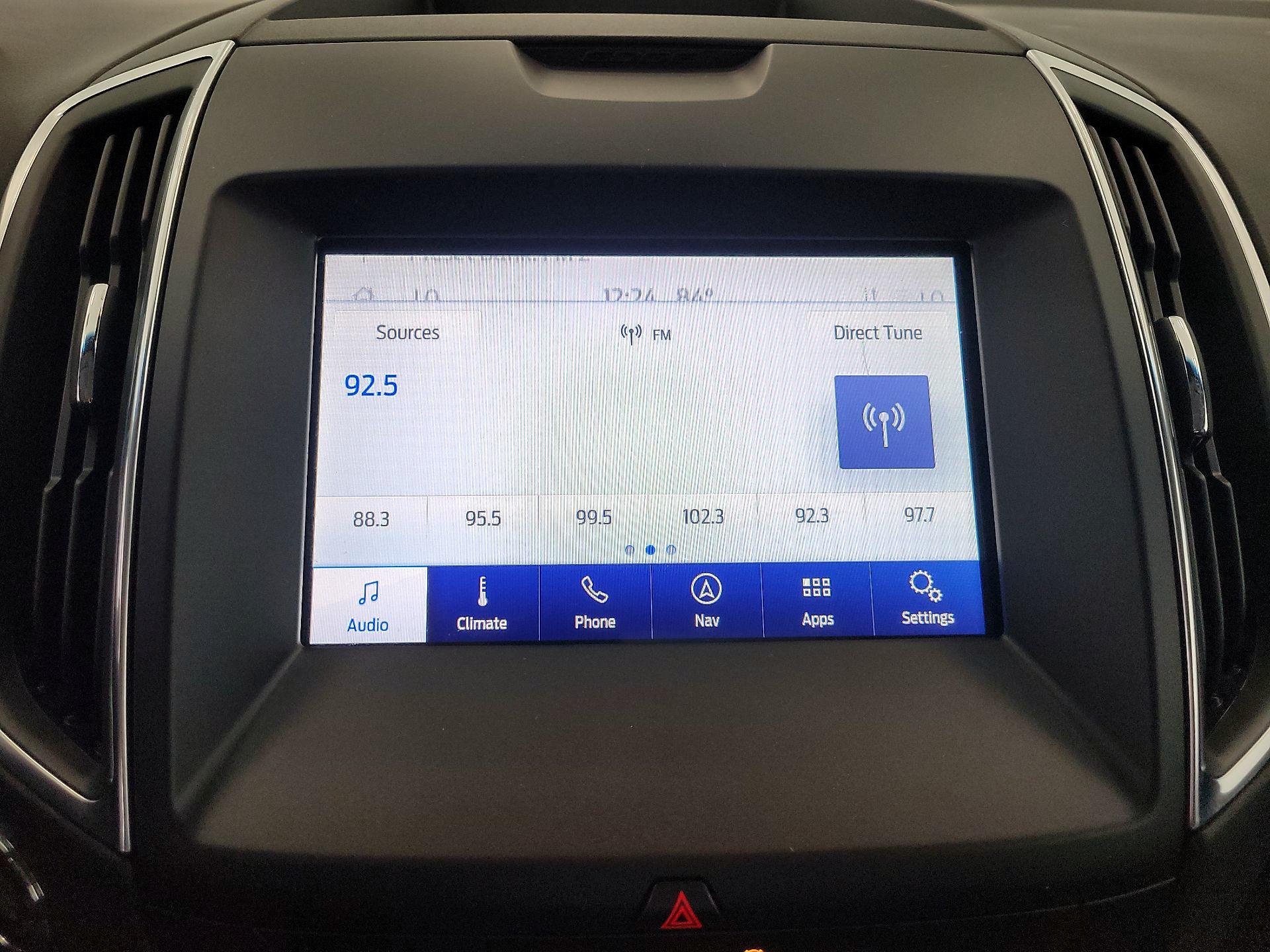 Thumbnail: 2020 Ford Edge - 15