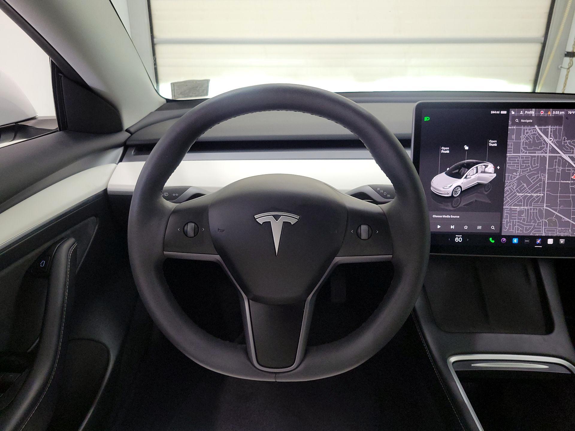 Thumbnail: 2023 Tesla Model 3 - 10