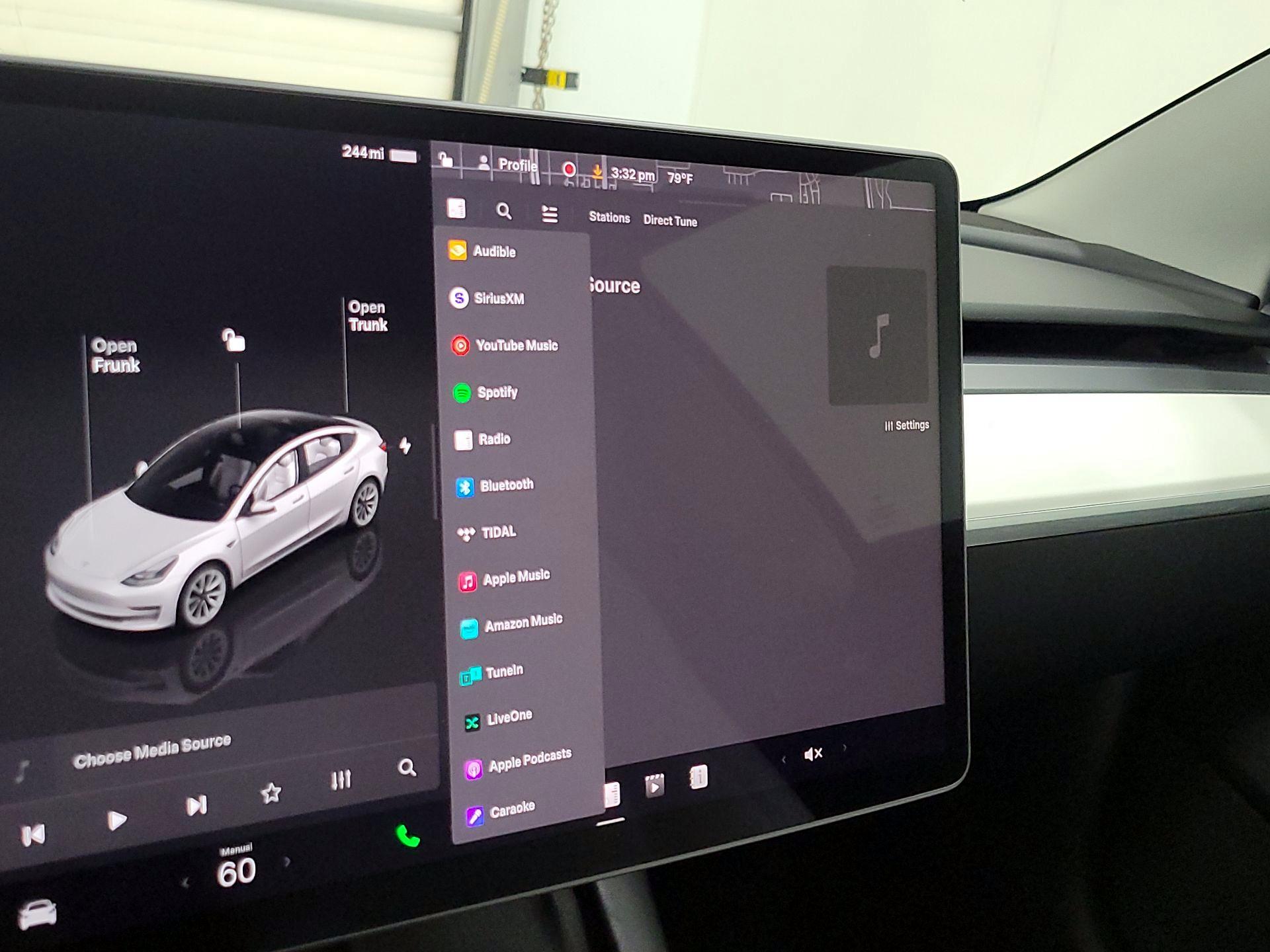 Thumbnail: 2023 Tesla Model 3 - 15