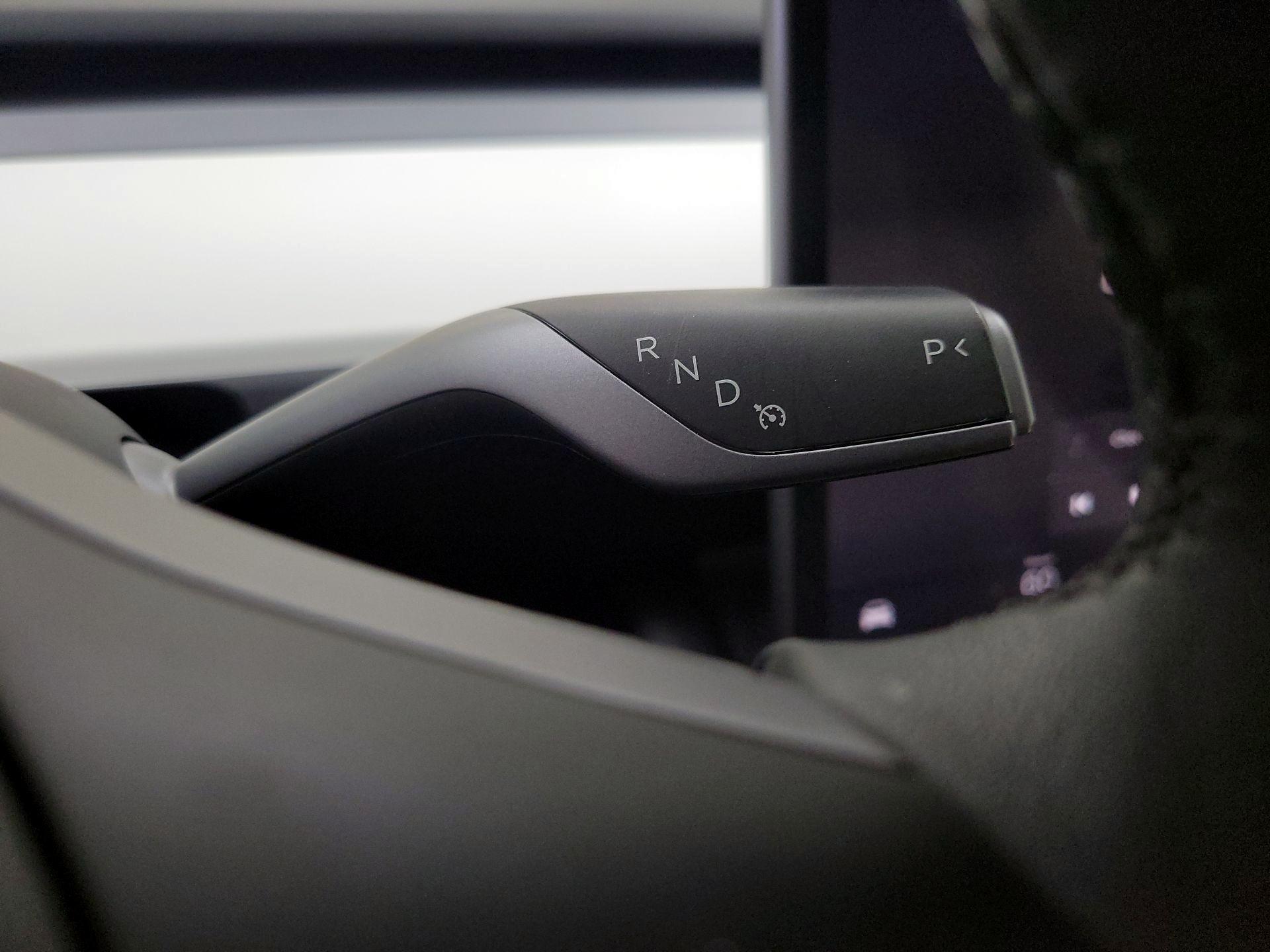 Thumbnail: 2023 Tesla Model 3 - 17