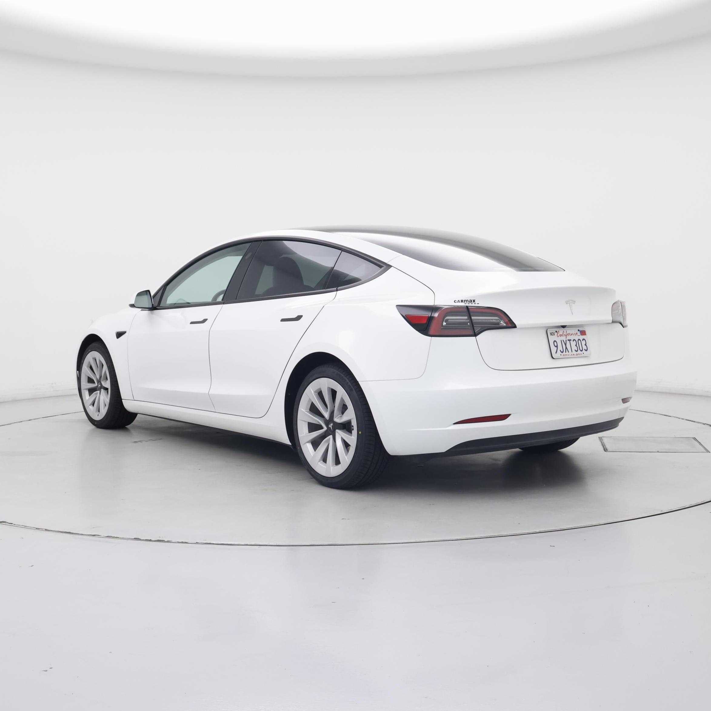 Thumbnail: 2023 Tesla Model 3 - 2