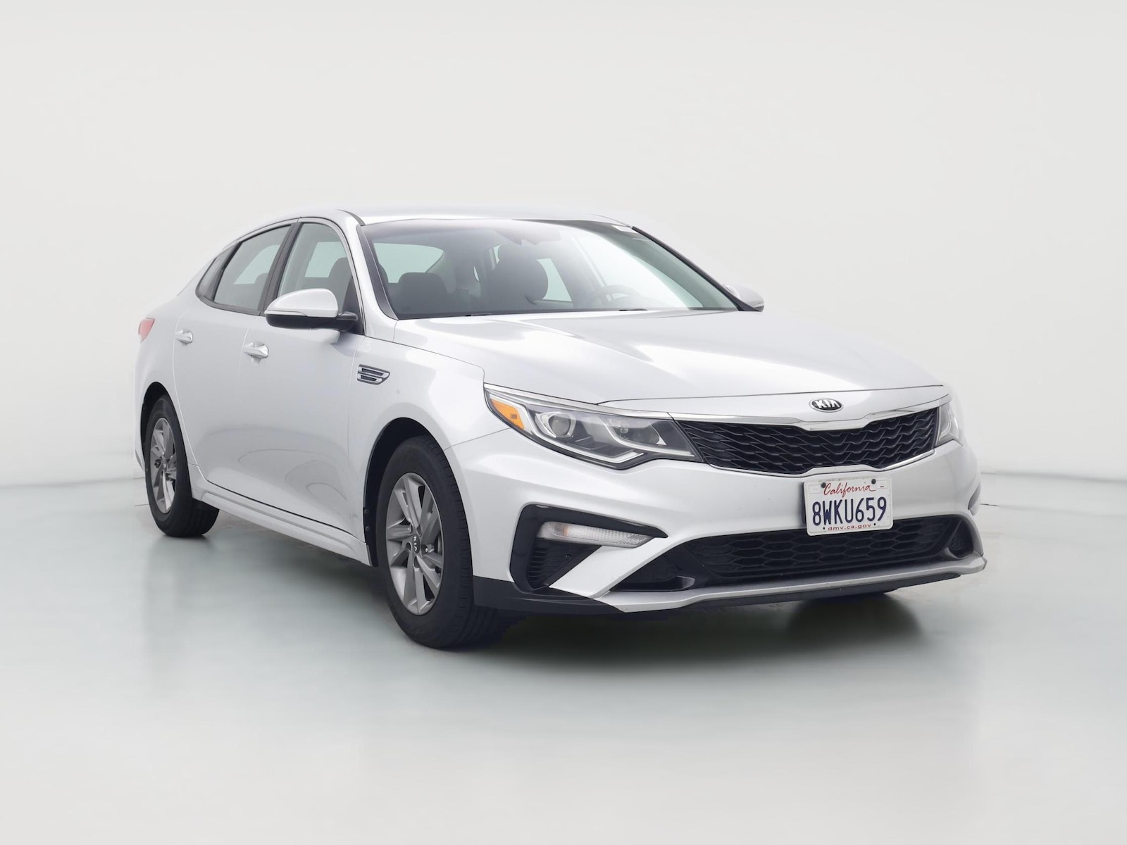 2019 Kia Optima LX - Photo 1