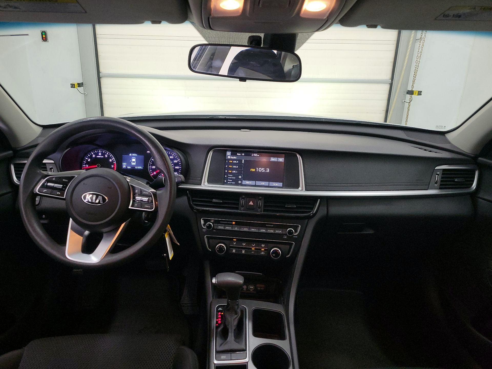 Thumbnail: 2019 Kia Optima - 9