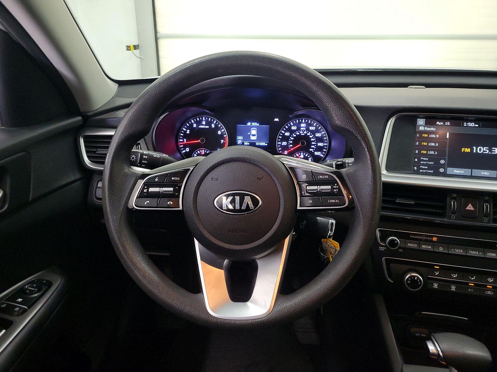 Thumbnail: 2019 Kia Optima - 10