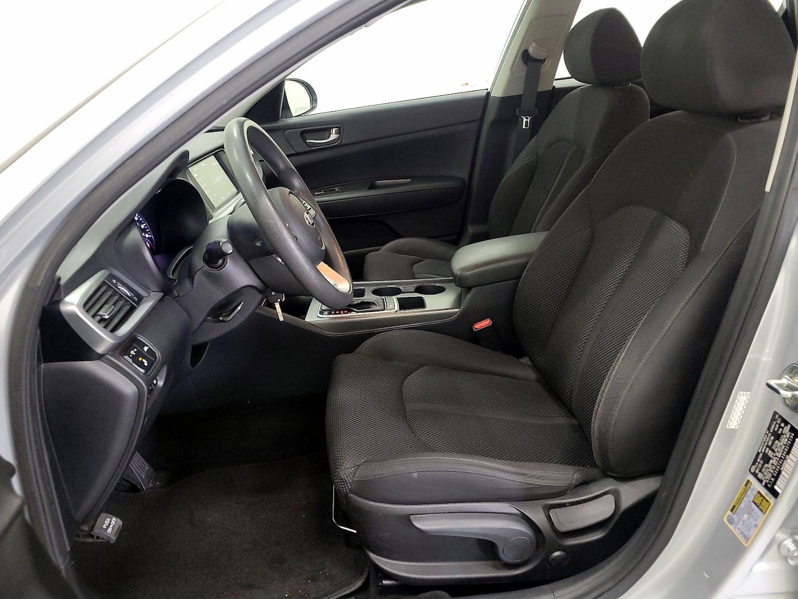 2019 Kia Optima LX - Photo 12