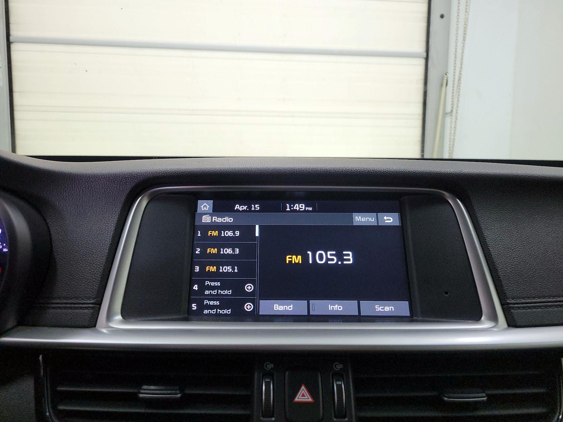 Thumbnail: 2019 Kia Optima - 15