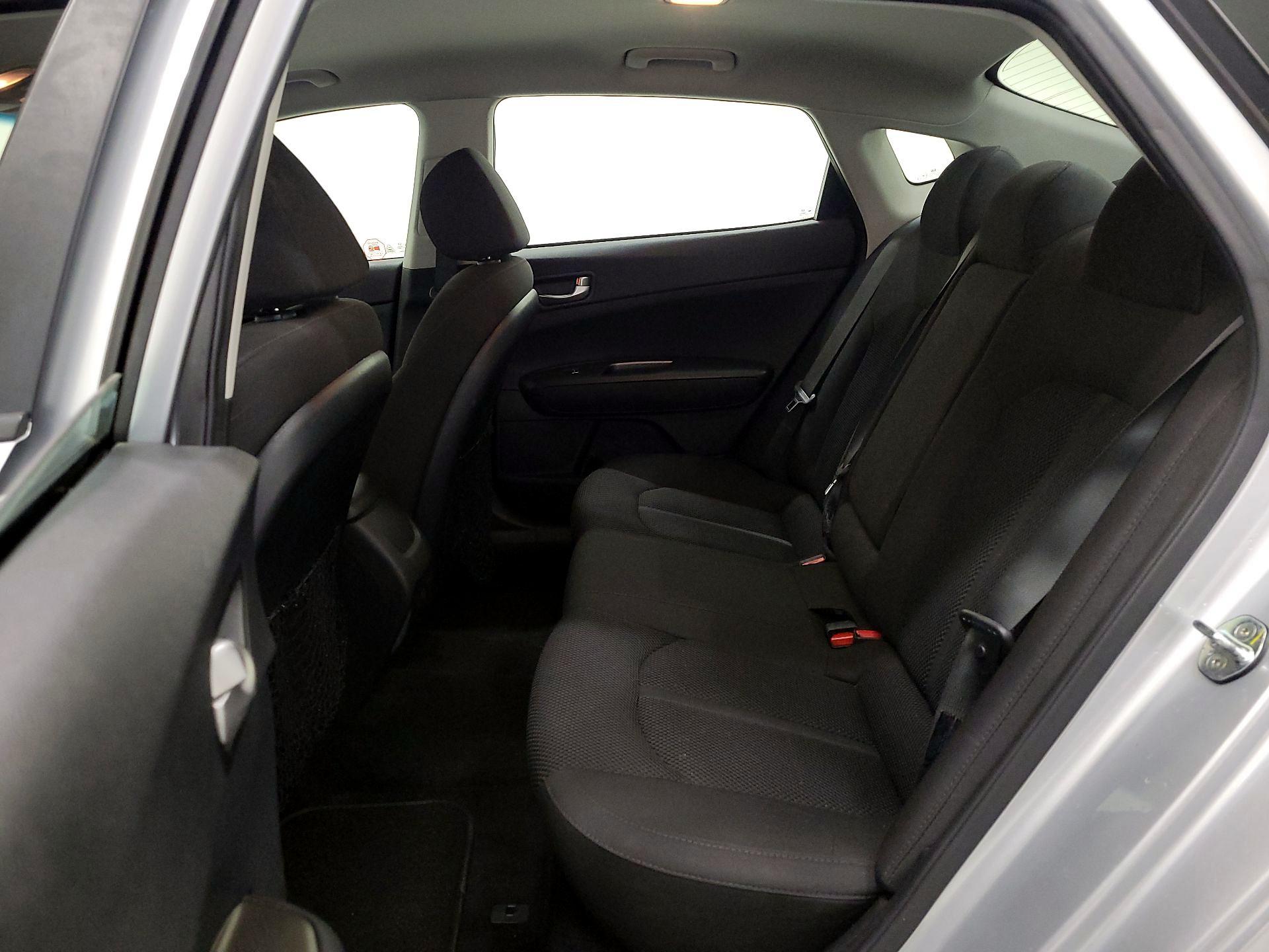 Thumbnail: 2019 Kia Optima - 19