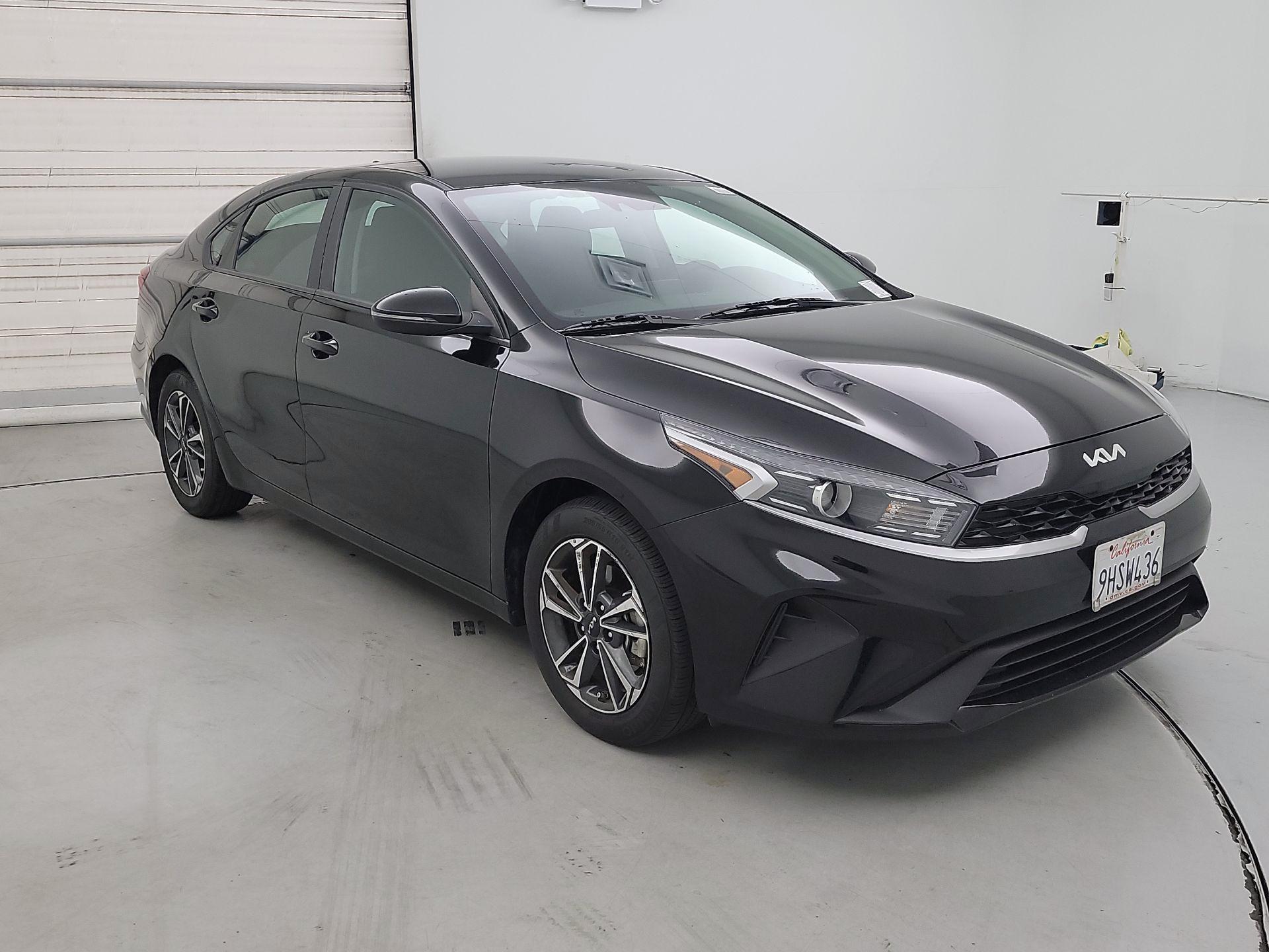 Thumbnail: 2023 Kia Forte - 1