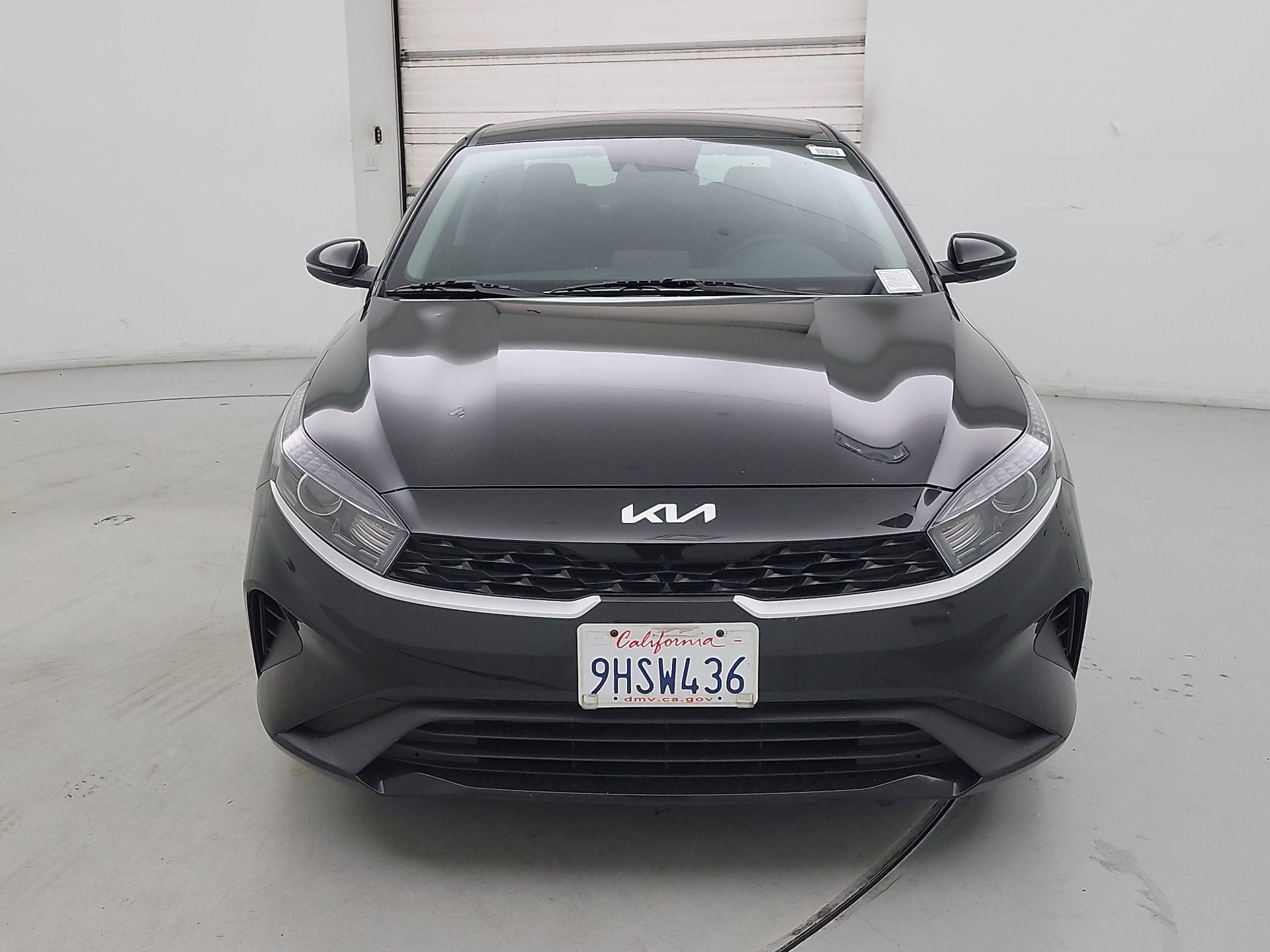 Thumbnail: 2023 Kia Forte - 2