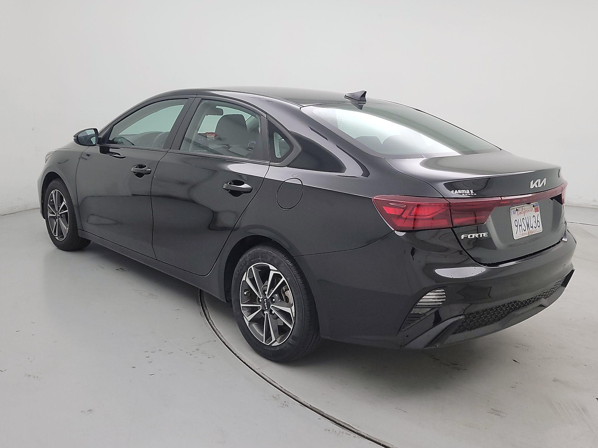 Thumbnail: 2023 Kia Forte - 7