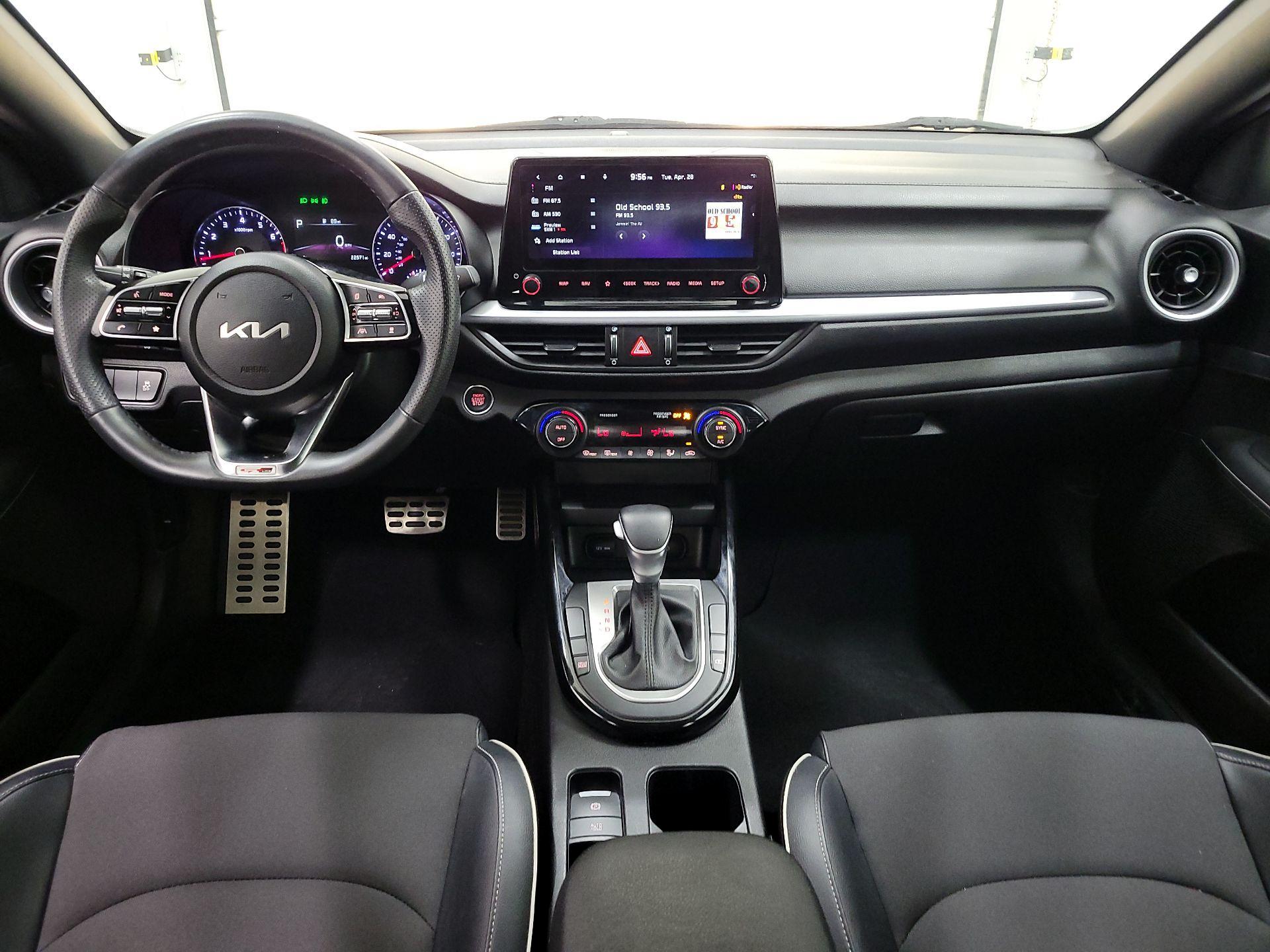 Thumbnail: 2023 Kia Forte - 9