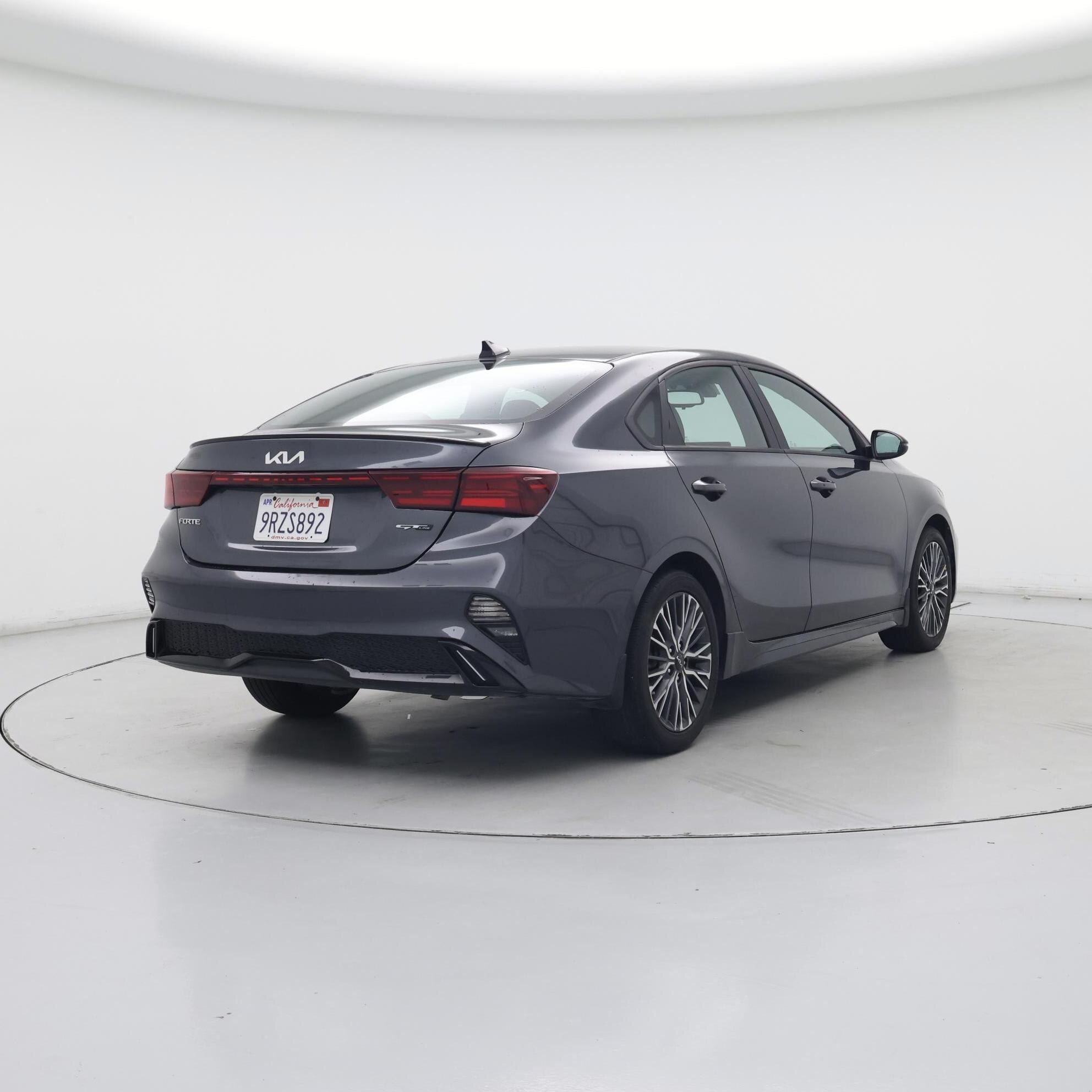 Thumbnail: 2023 Kia Forte - 8
