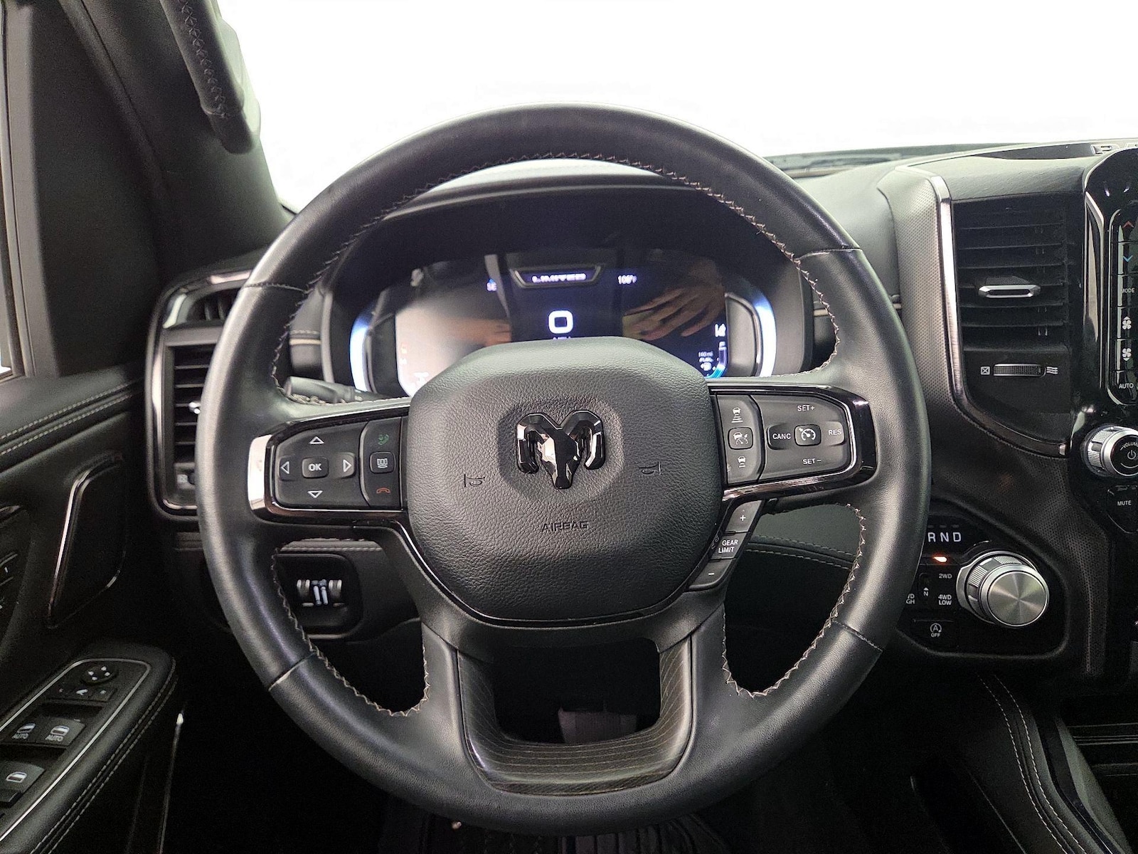 2024 RAM Ram 1500 Pickup Limited - Photo 11