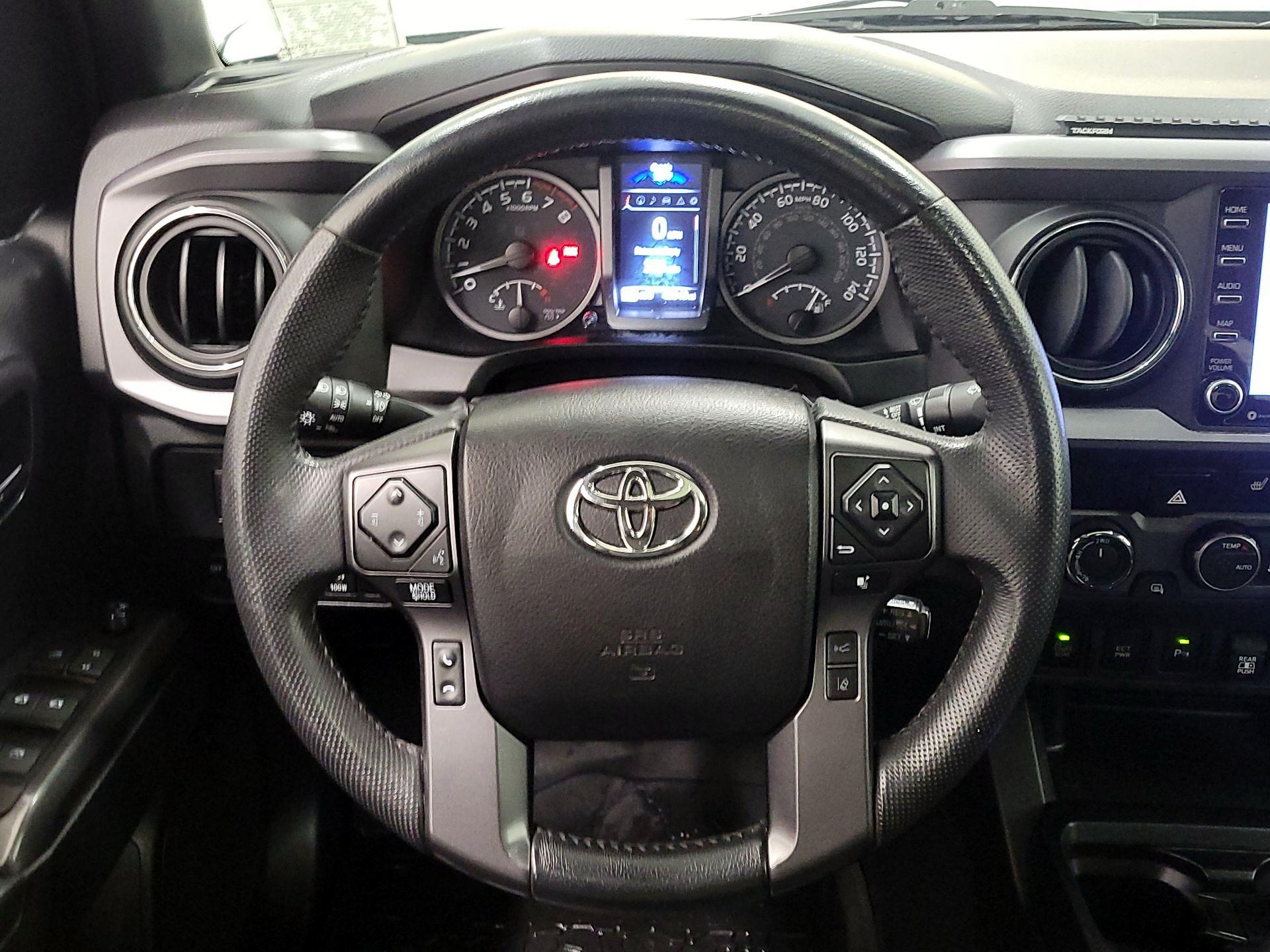 Thumbnail: 2021 Toyota Tacoma - 10