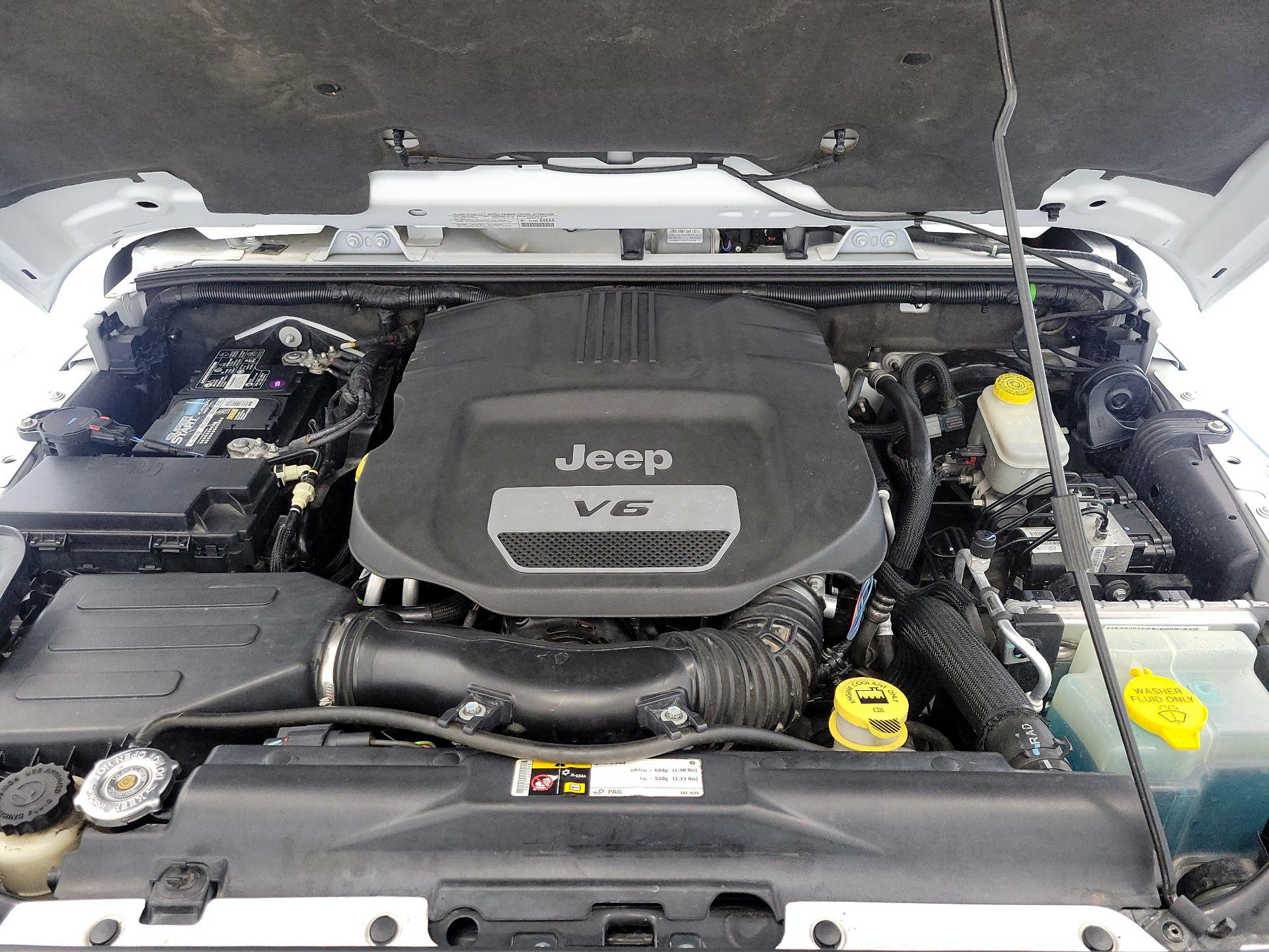 Thumbnail: 2014 Jeep Wrangler - 20