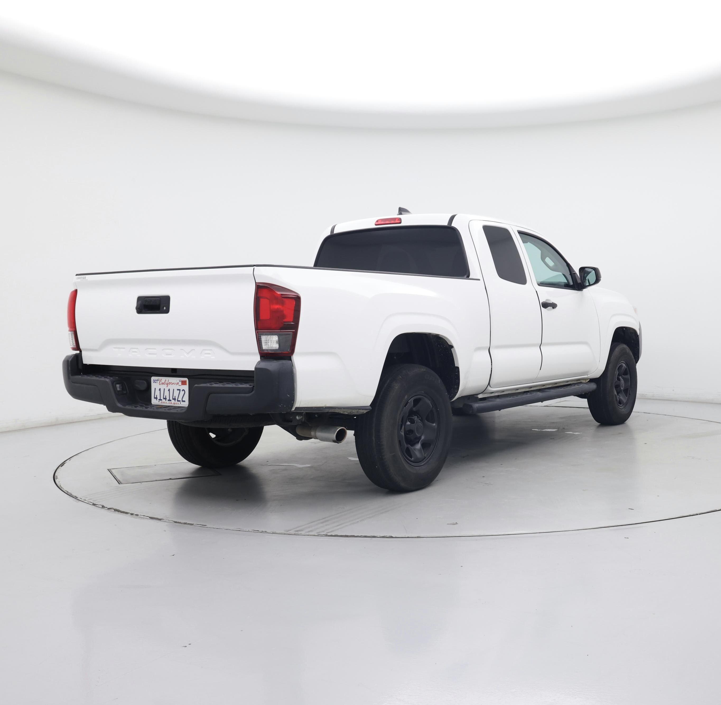 Thumbnail: 2022 Toyota Tacoma - 8