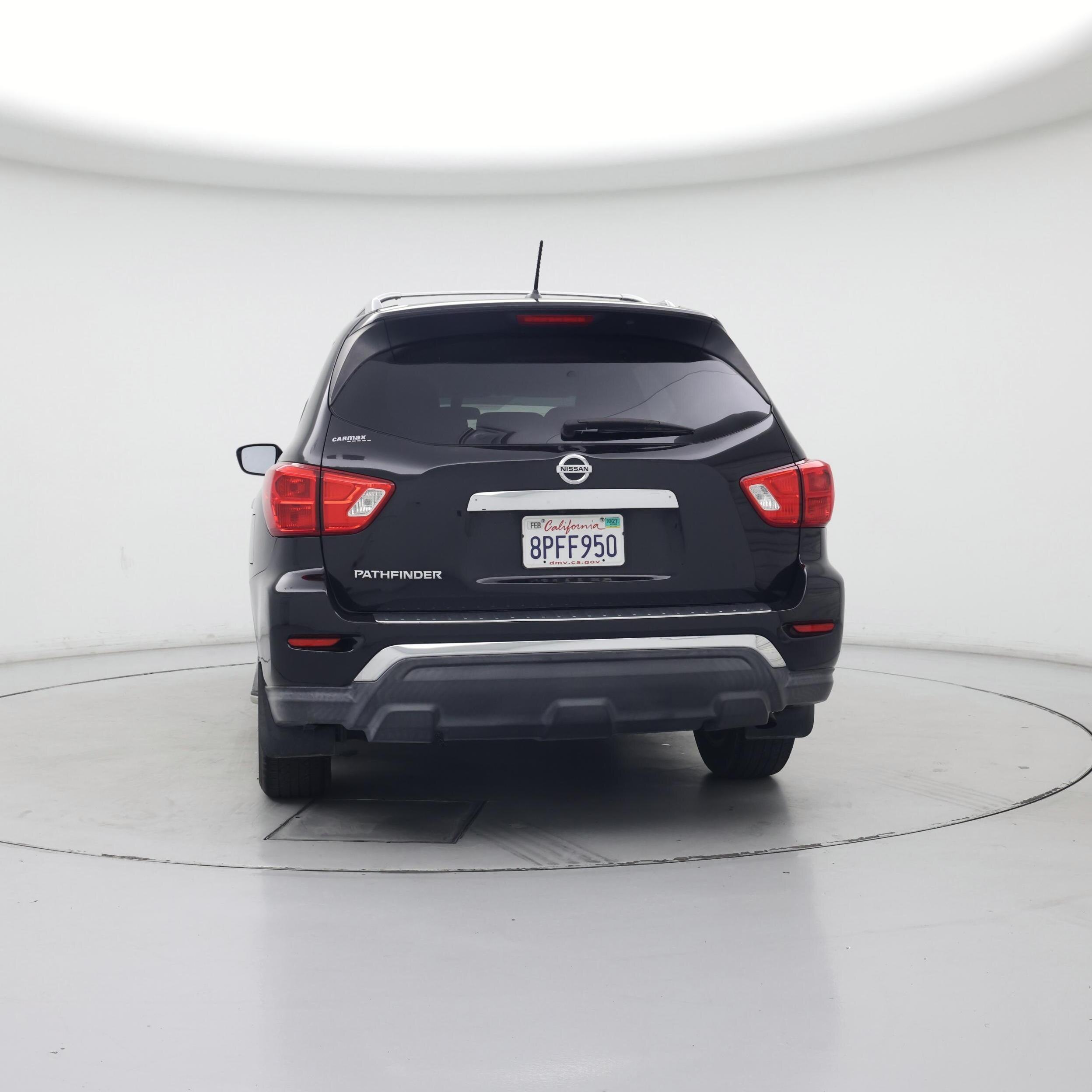 Thumbnail: 2017 Nissan Pathfinder - 6