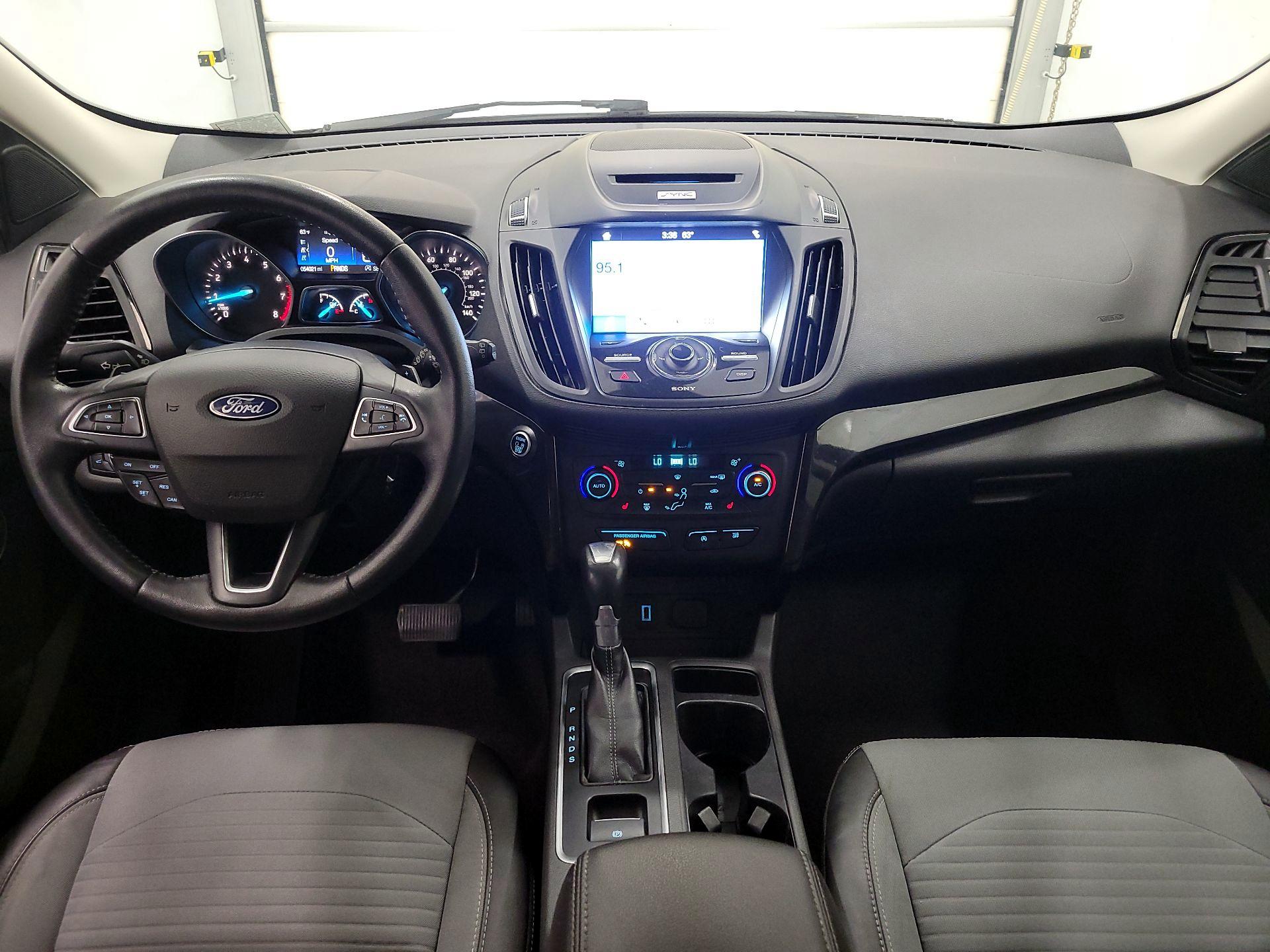 Thumbnail: 2017 Ford Escape - 9