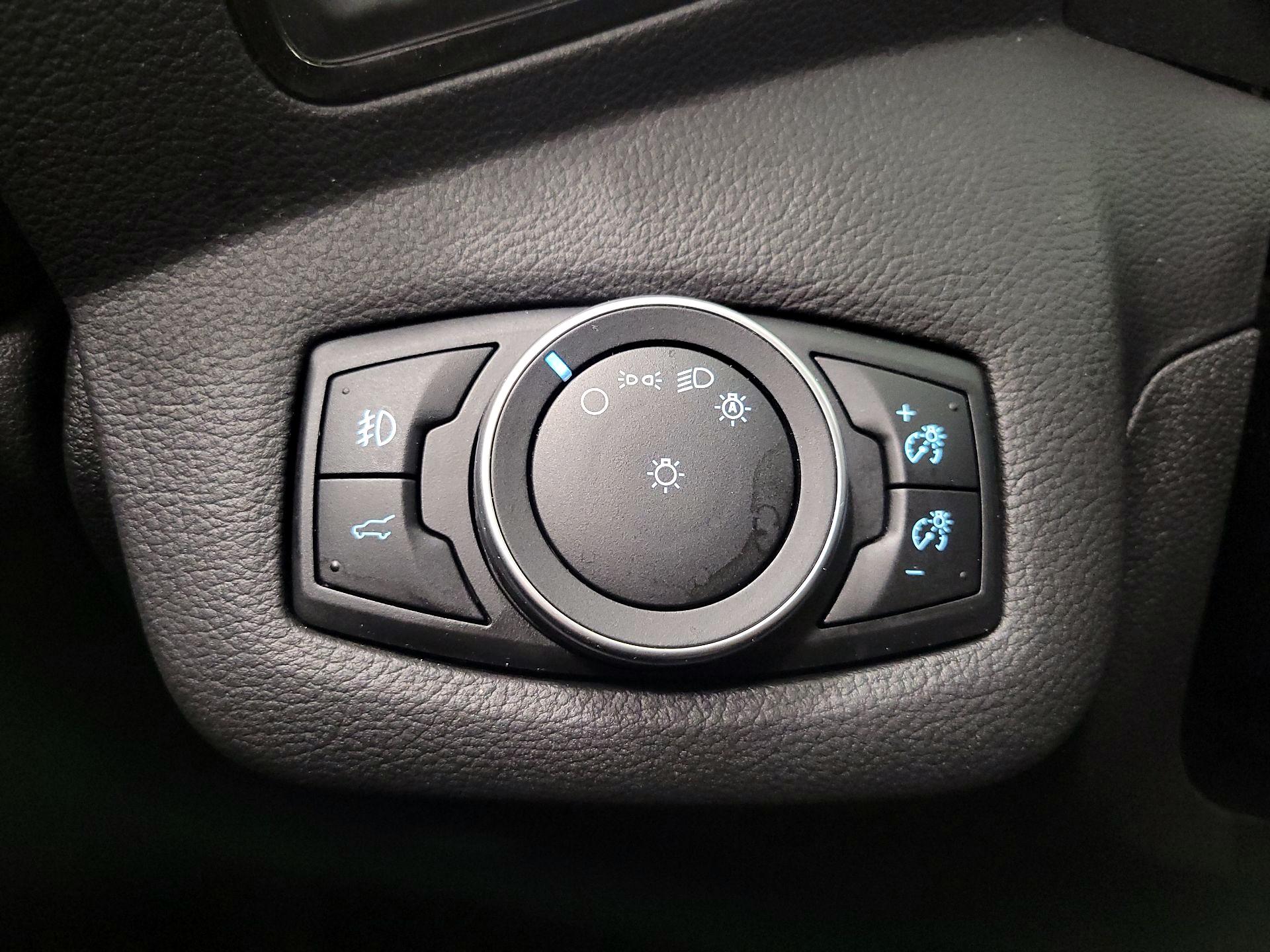 Thumbnail: 2017 Ford Escape - 13
