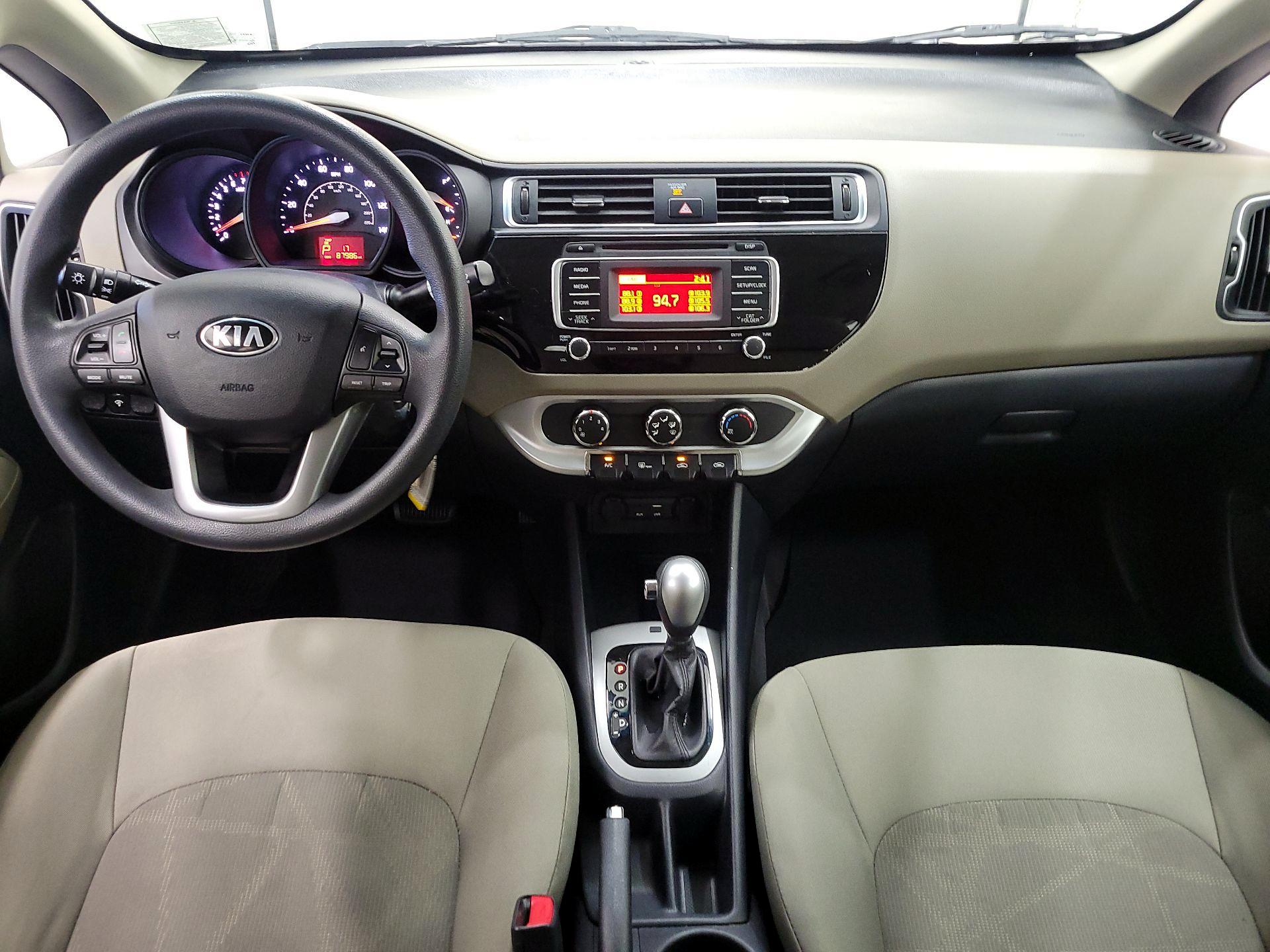 Thumbnail: 2016 Kia Rio - 9