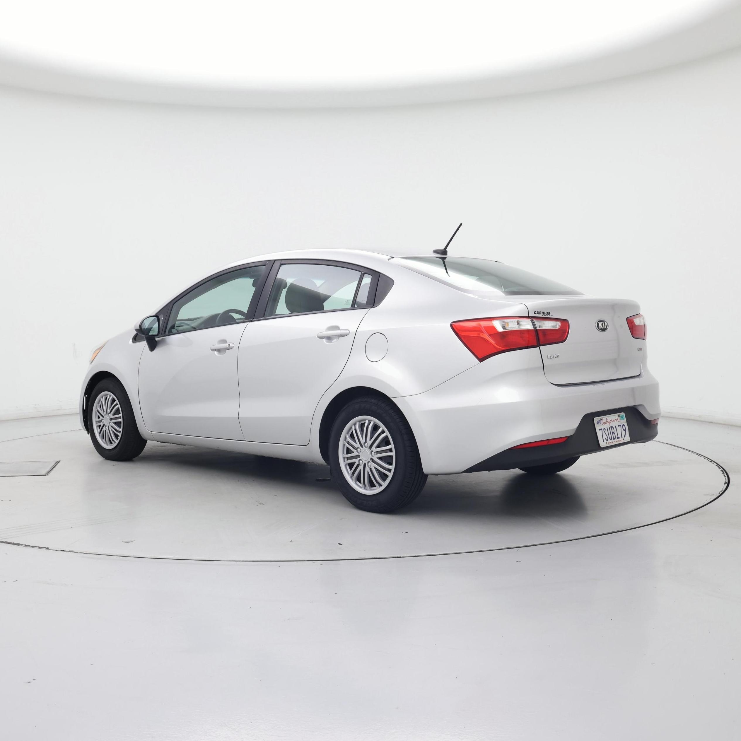 Thumbnail: 2016 Kia Rio - 2