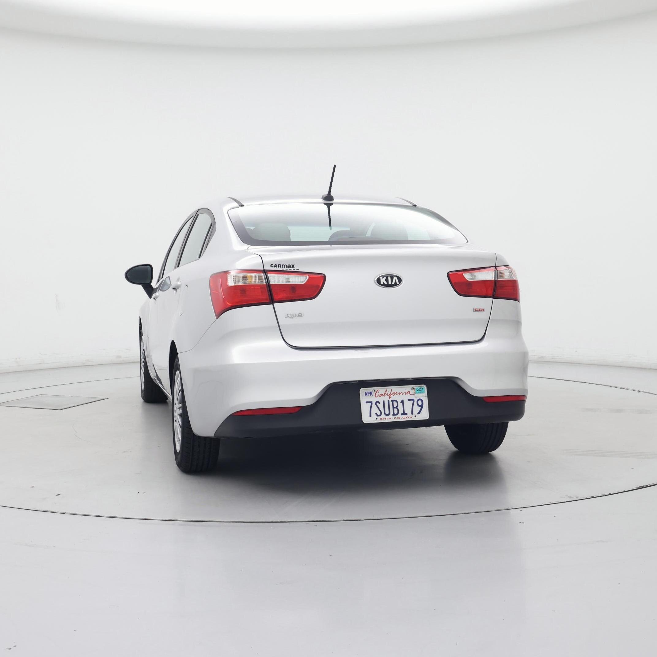 Thumbnail: 2016 Kia Rio - 6