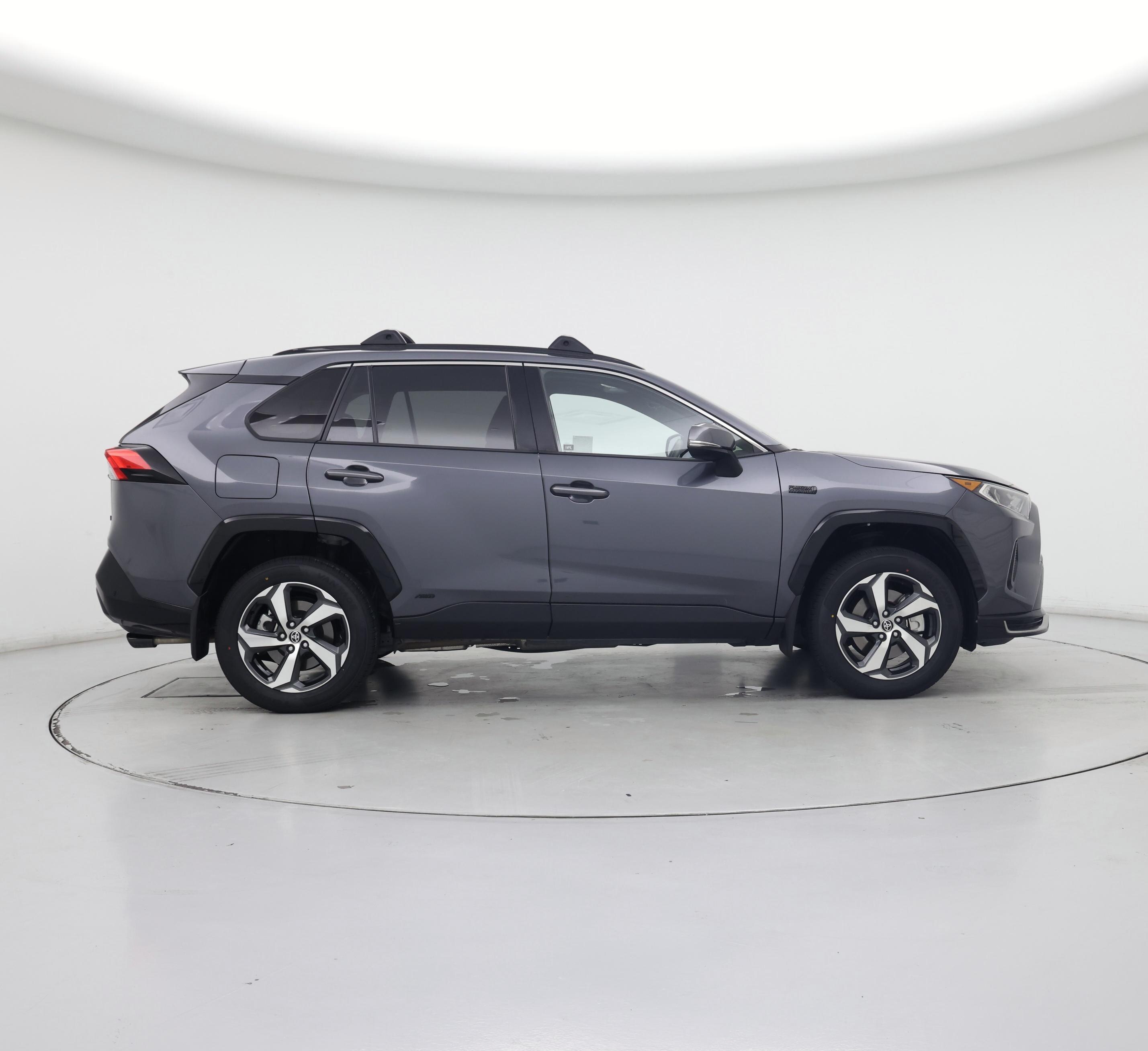 Thumbnail: 2021 Toyota RAV4 - 7