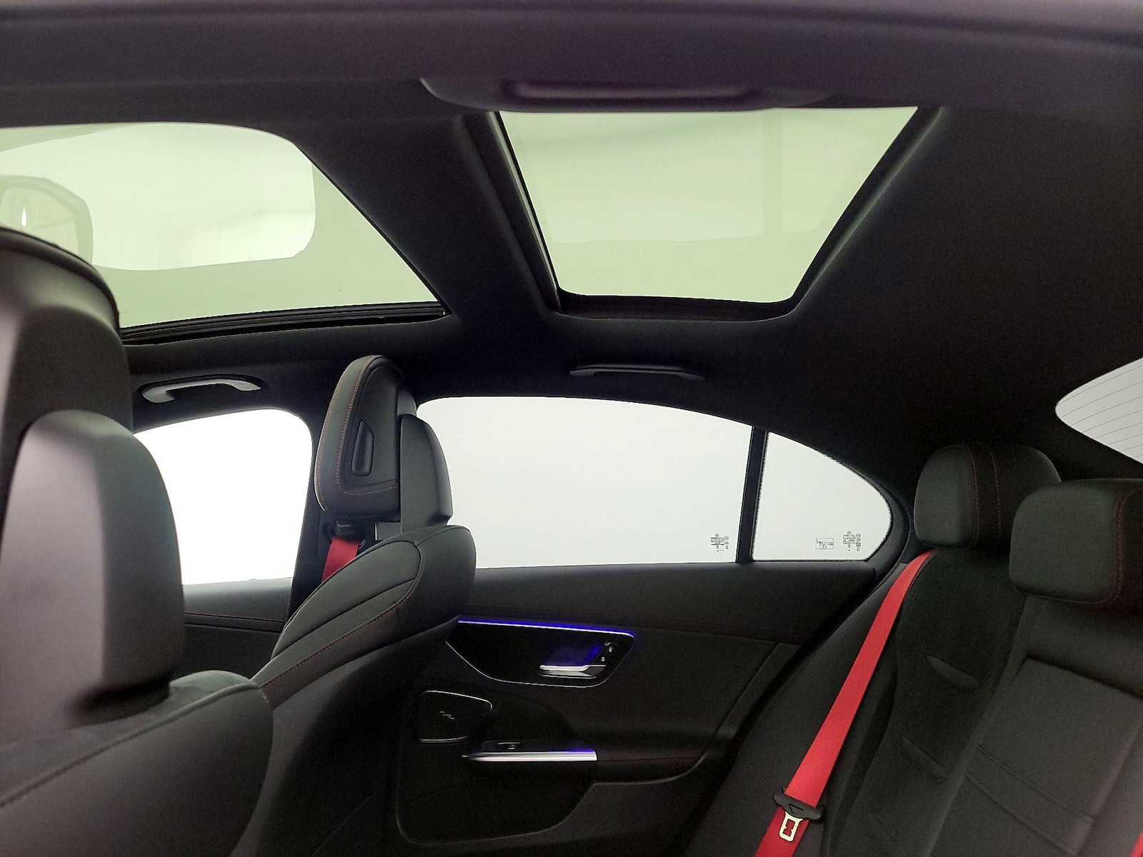 2025 Mercedes-Benz C-Class Sedan AMG C43 - Photo 24