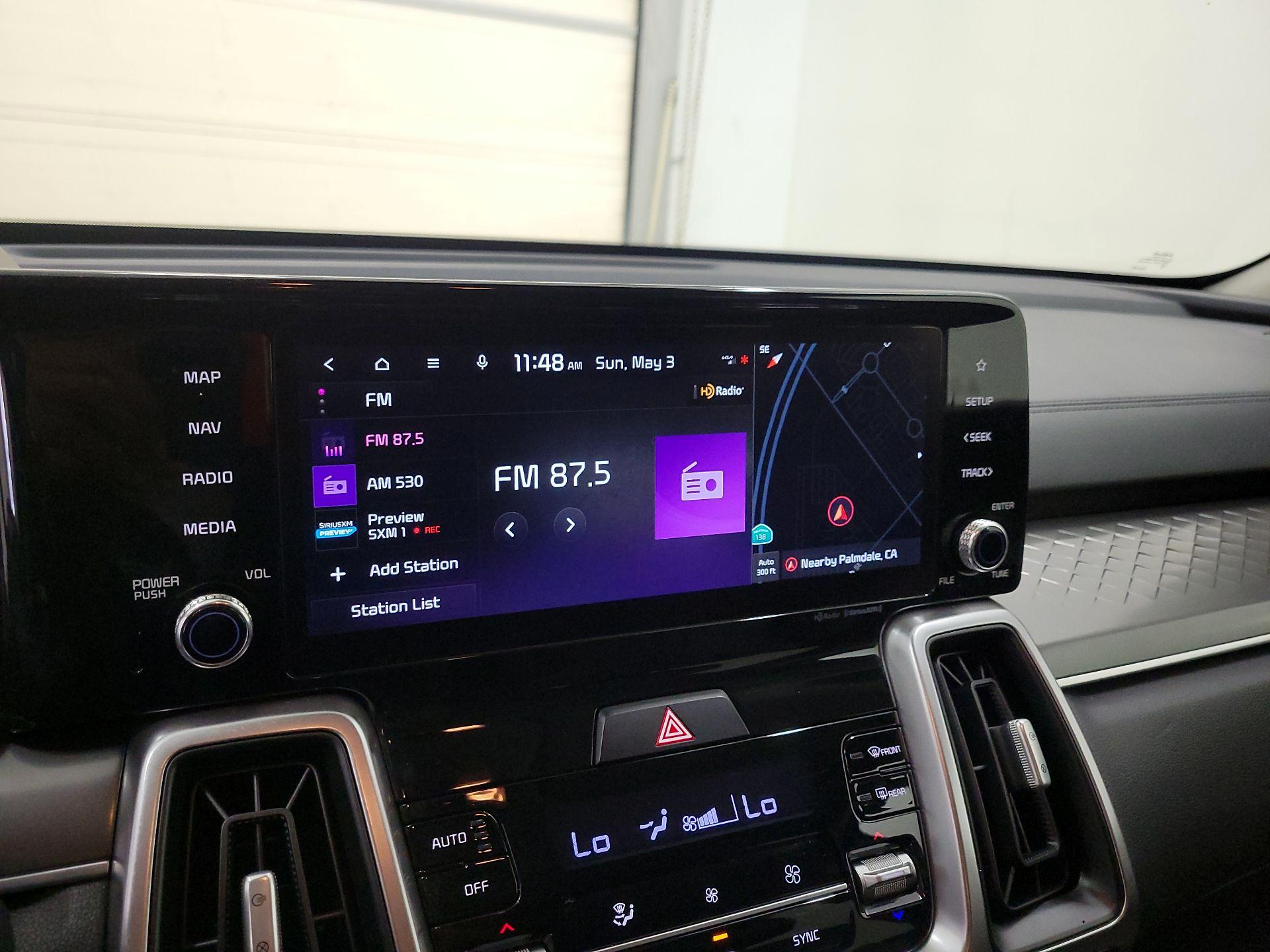 Thumbnail: 2023 Kia Sorento - 16