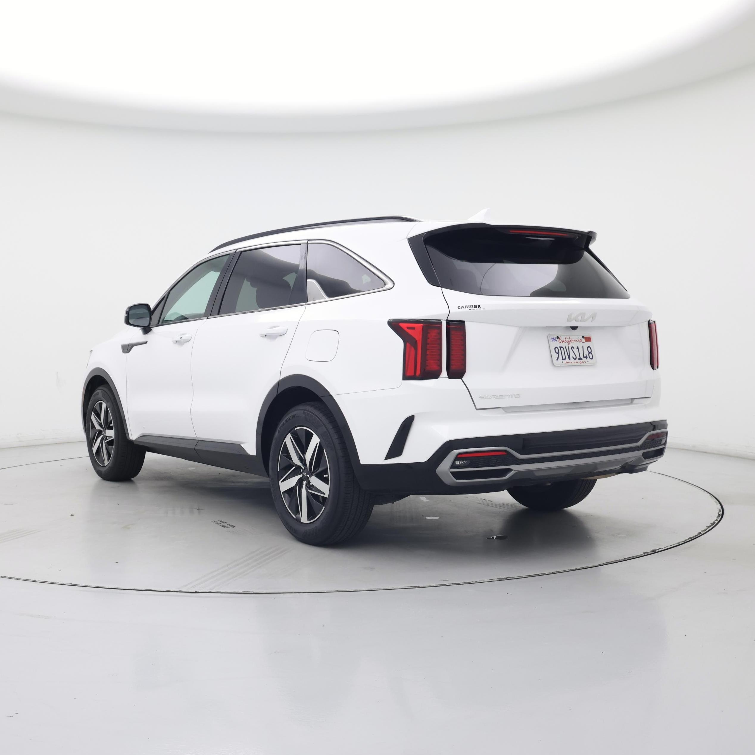 Thumbnail: 2023 Kia Sorento - 2