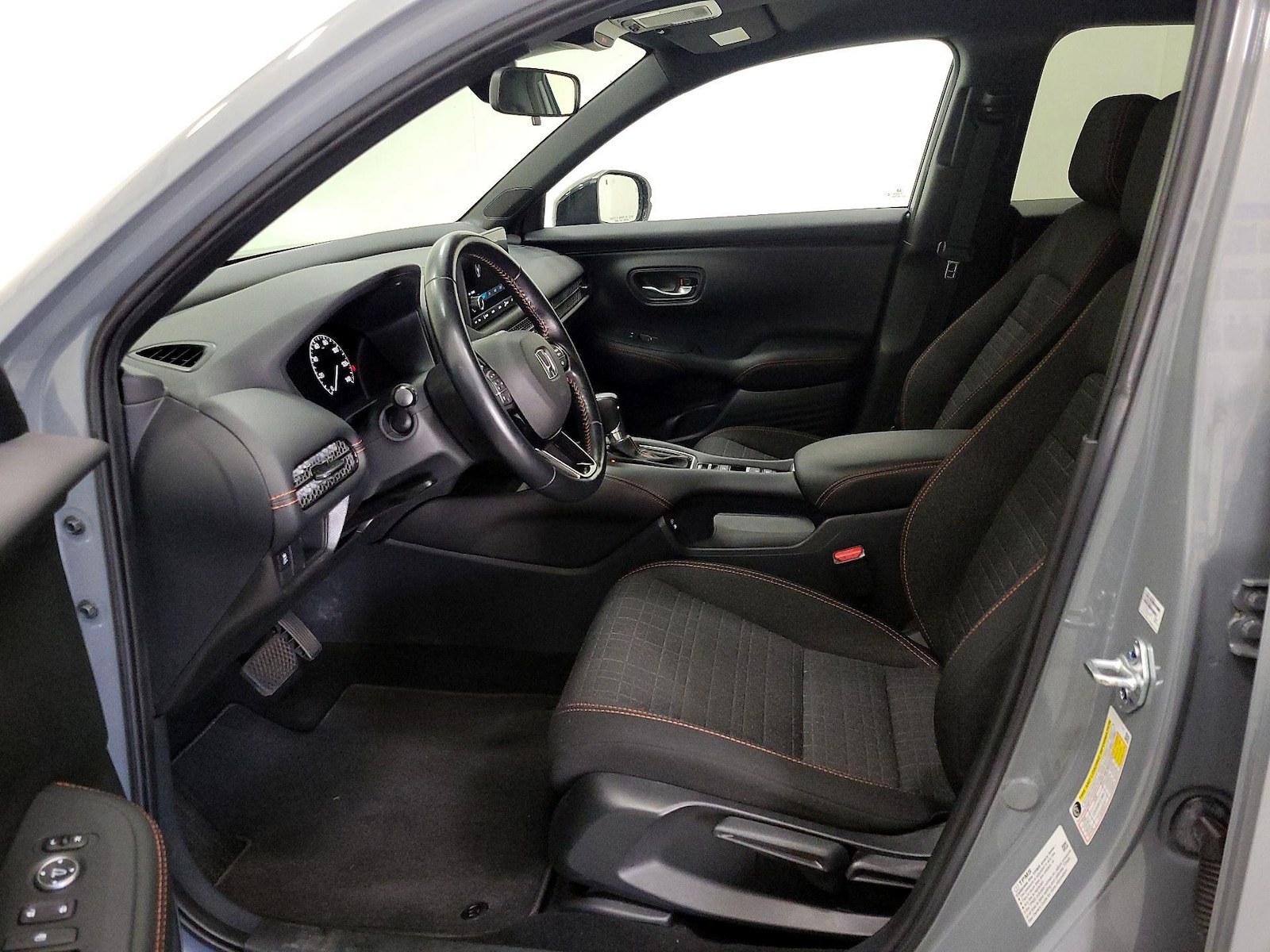 2025 Honda HR-V Sport - Photo 12