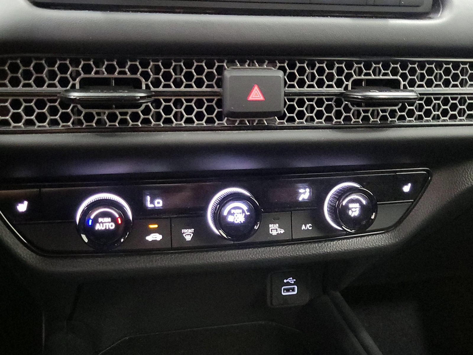 2025 Honda HR-V Sport - Photo 17