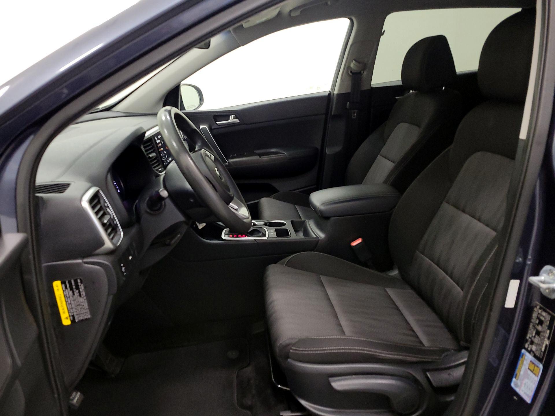 Thumbnail: 2020 Kia Sportage - 11