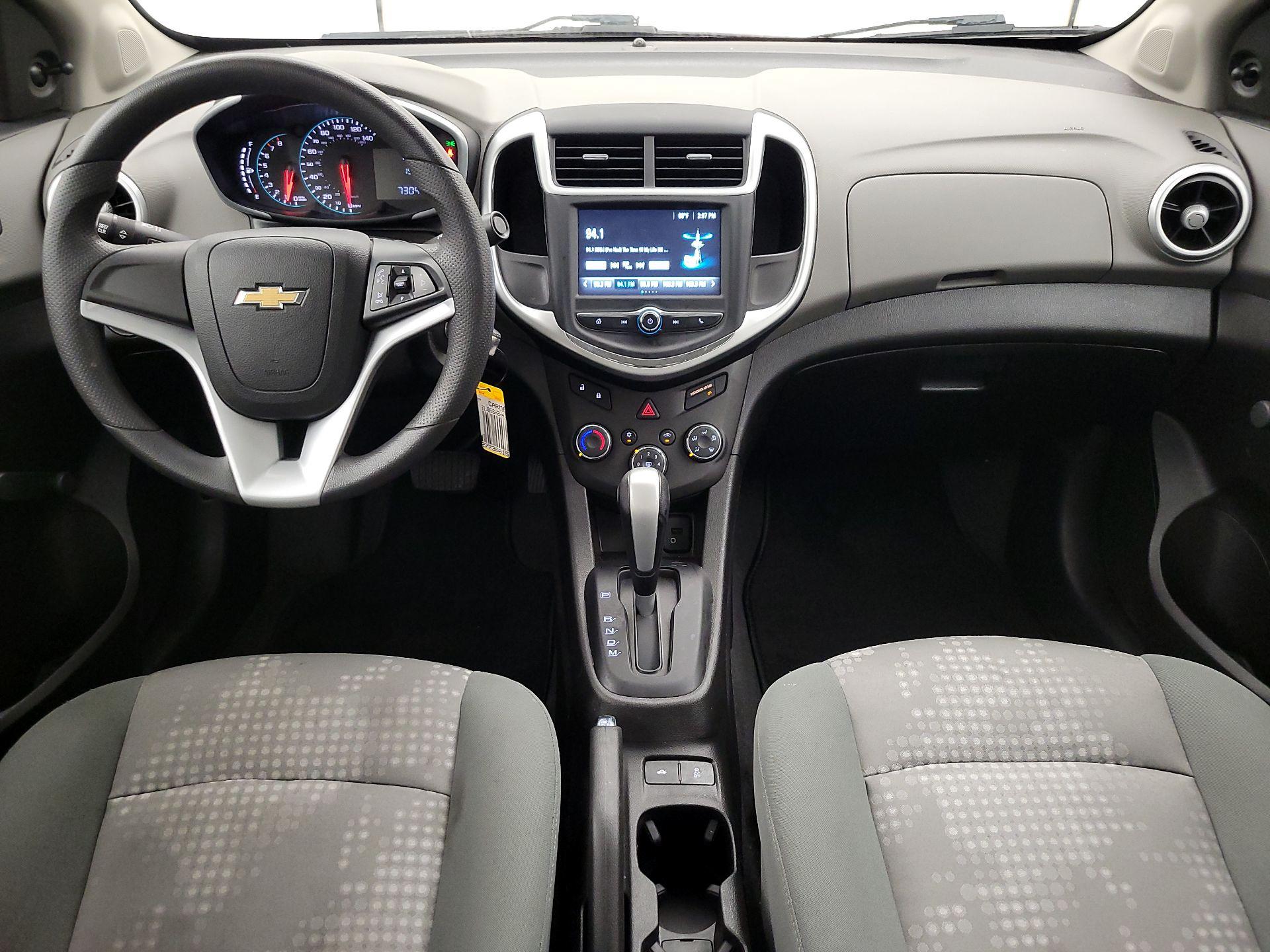 Thumbnail: 2017 Chevrolet Sonic - 9