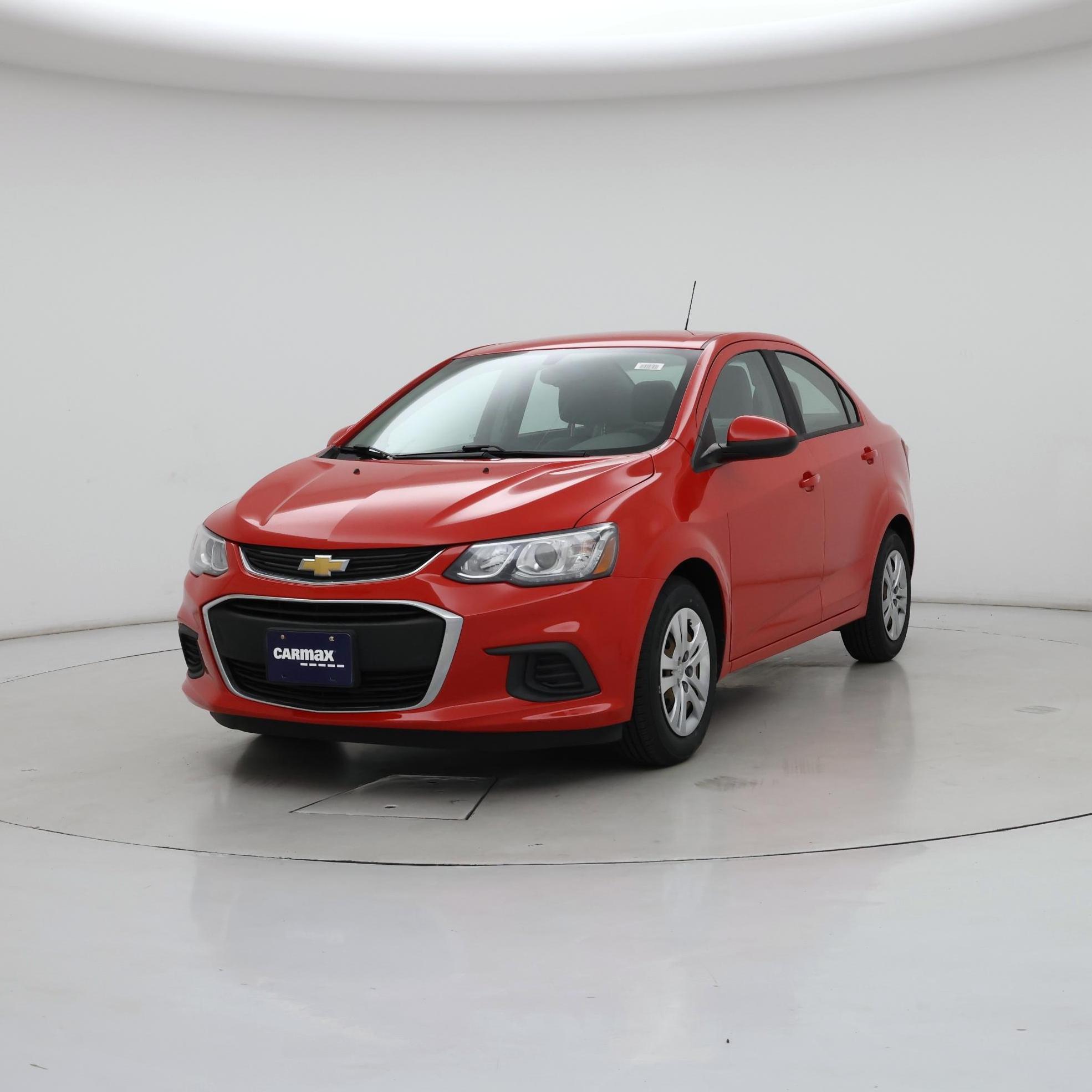 Thumbnail: 2017 Chevrolet Sonic - 4